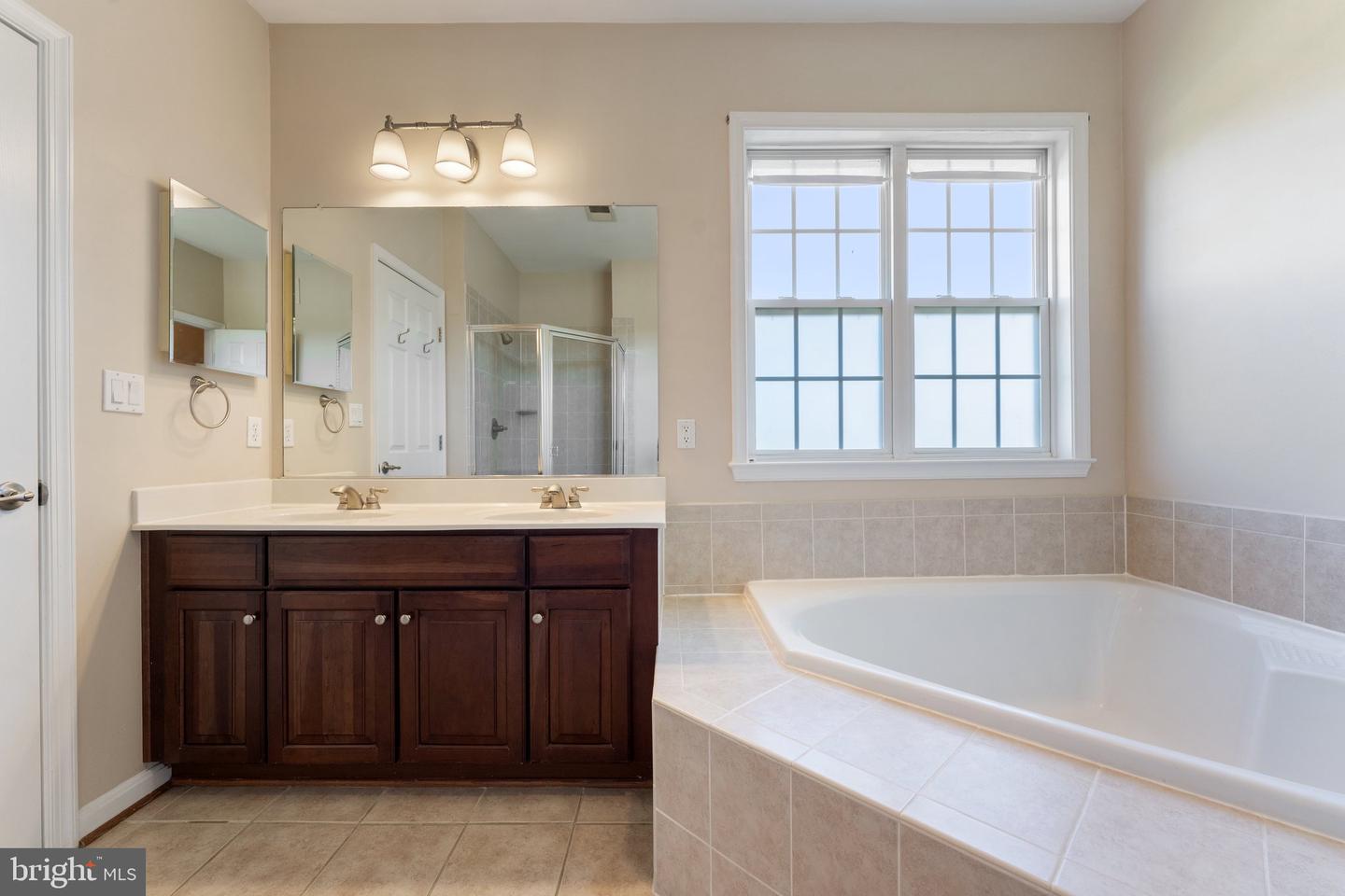 14574 KYLEWOOD WAY, GAINESVILLE, Virginia 20155, 3 Bedrooms Bedrooms, ,2 BathroomsBathrooms,Residential,For sale,14574 KYLEWOOD WAY,VAPW2096324 MLS # VAPW2096324