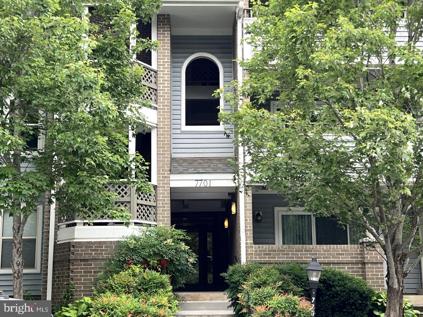 7701 LAFAYETTE FOREST DR #01, ANNANDALE, Virginia 22003, 2 Bedrooms Bedrooms, ,2 BathroomsBathrooms,Residential,For sale,7701 LAFAYETTE FOREST DR #01,VAFX2245684 MLS # VAFX2245684