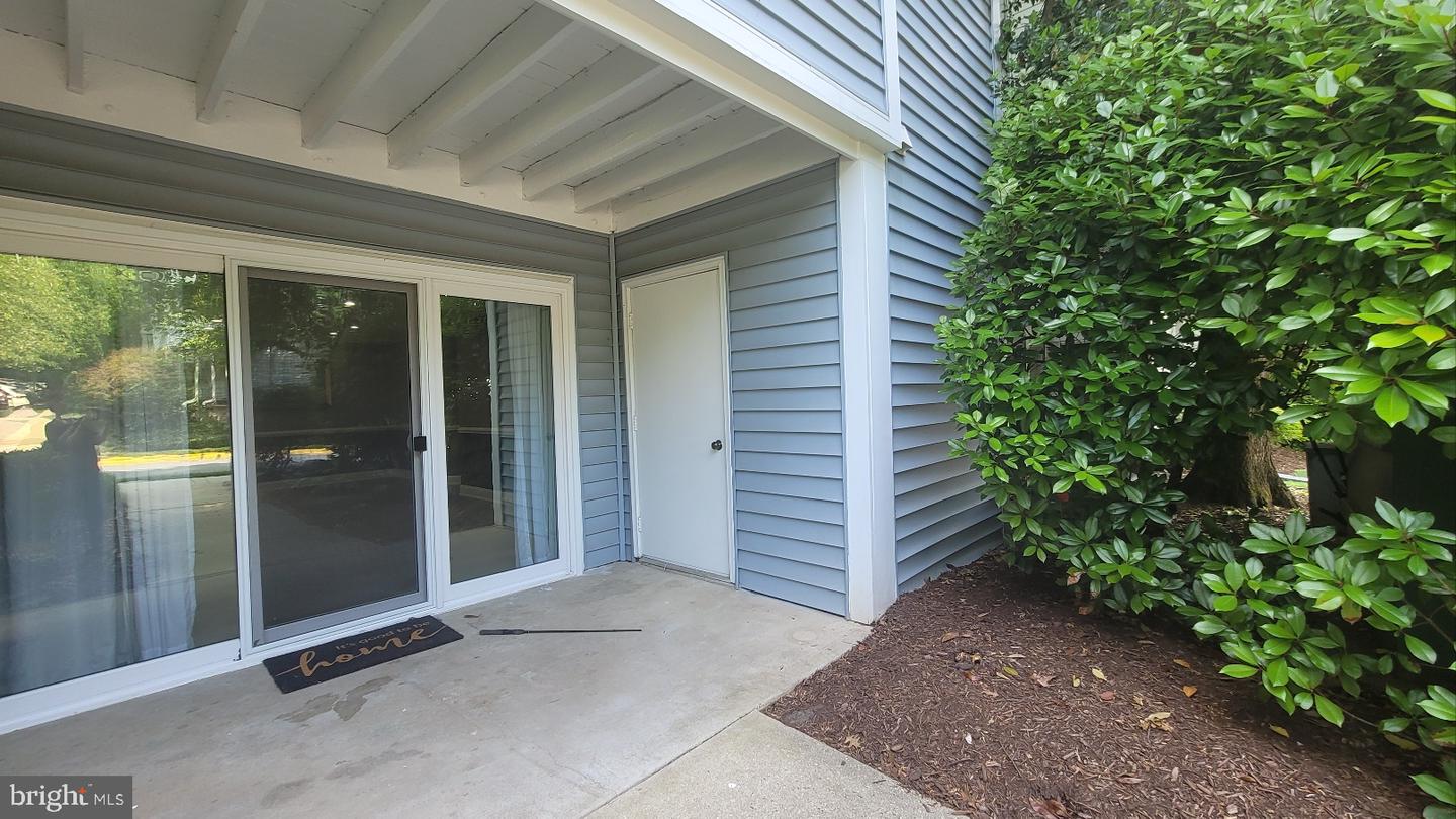 7701 LAFAYETTE FOREST DR #01, ANNANDALE, Virginia 22003, 2 Bedrooms Bedrooms, ,2 BathroomsBathrooms,Residential,For sale,7701 LAFAYETTE FOREST DR #01,VAFX2245684 MLS # VAFX2245684