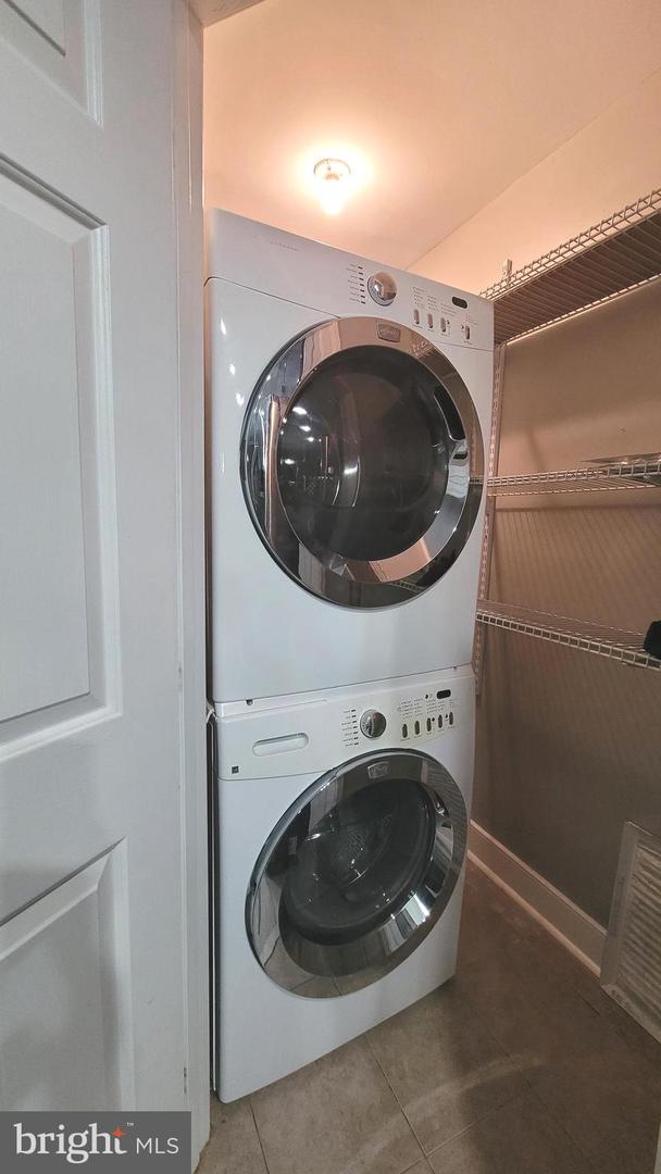 7701 LAFAYETTE FOREST DR #01, ANNANDALE, Virginia 22003, 2 Bedrooms Bedrooms, ,2 BathroomsBathrooms,Residential,For sale,7701 LAFAYETTE FOREST DR #01,VAFX2245684 MLS # VAFX2245684