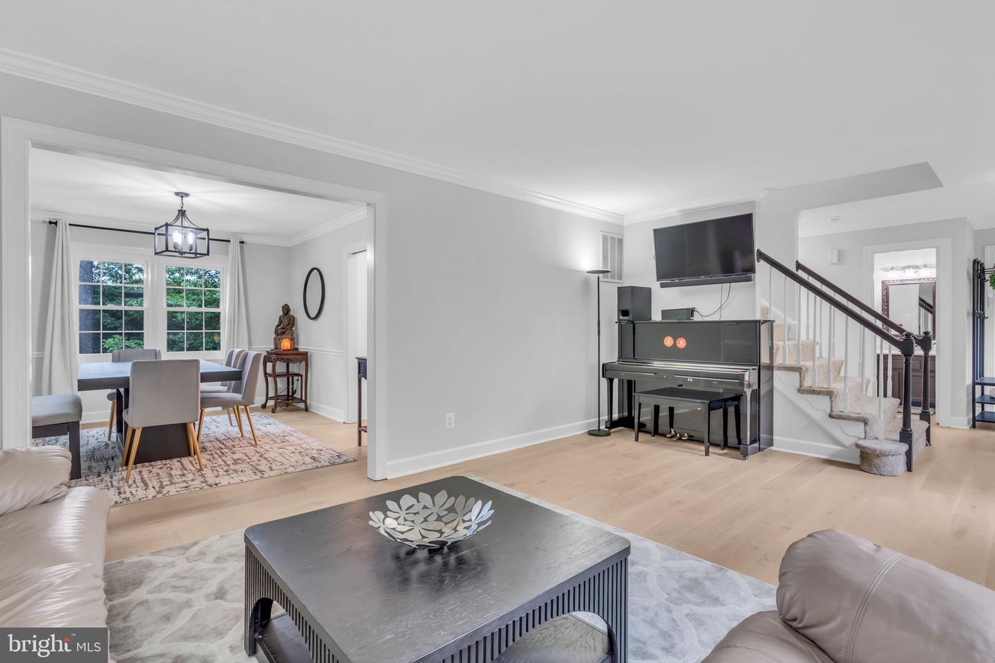 1606 MONTMORENCY DR, VIENNA, Virginia 22182, 4 Bedrooms Bedrooms, ,4 BathroomsBathrooms,Residential,For sale,1606 MONTMORENCY DR,VAFX2245686 MLS # VAFX2245686