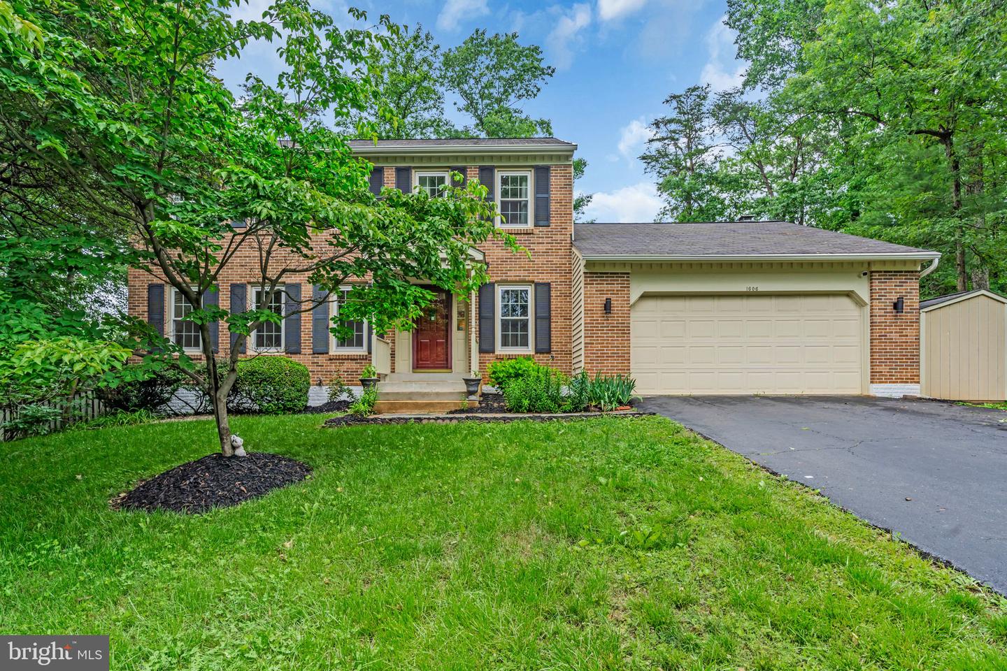 1606 MONTMORENCY DR, VIENNA, Virginia 22182, 4 Bedrooms Bedrooms, ,4 BathroomsBathrooms,Residential,For sale,1606 MONTMORENCY DR,VAFX2245686 MLS # VAFX2245686