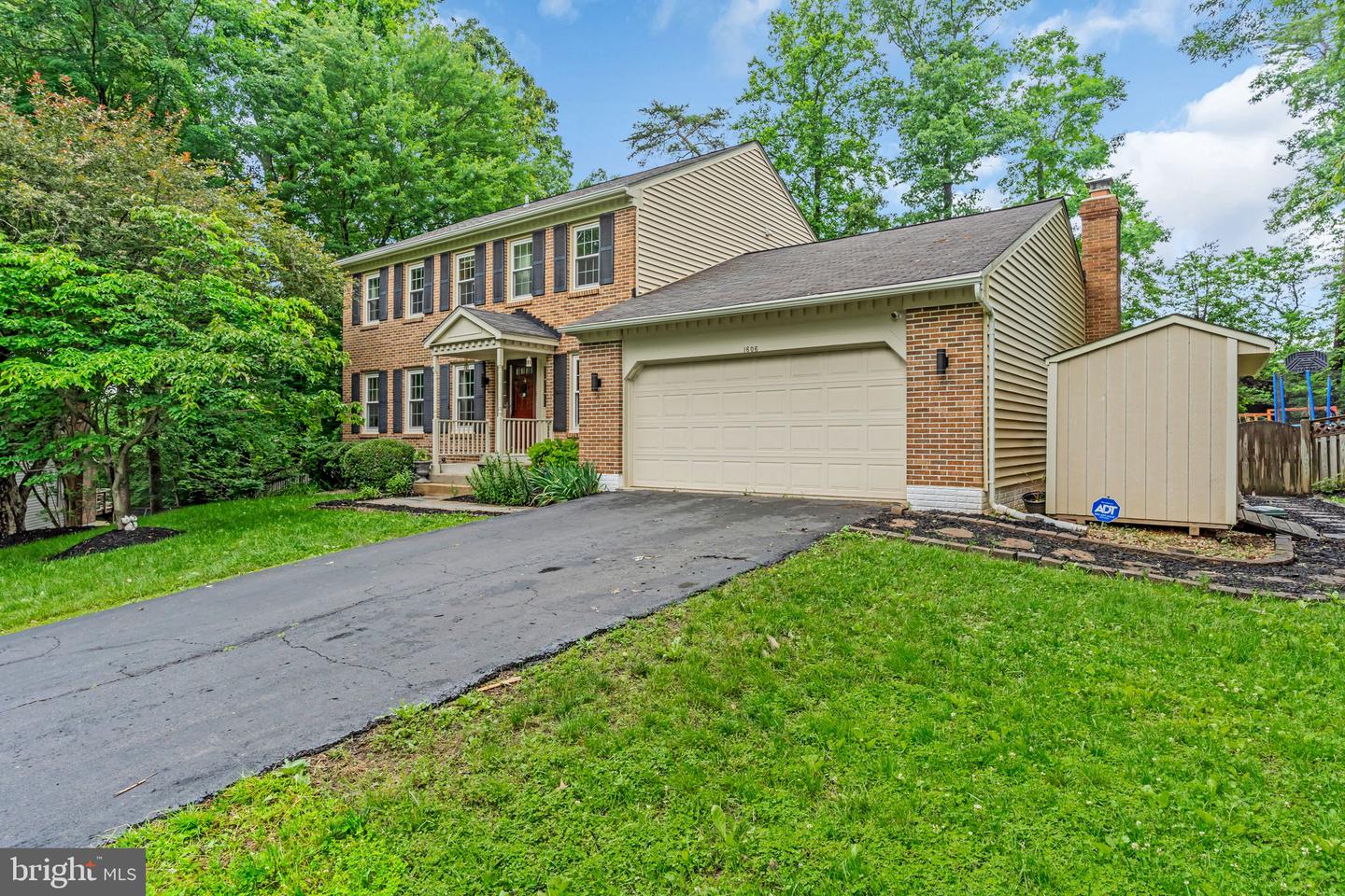 1606 MONTMORENCY DR, VIENNA, Virginia 22182, 4 Bedrooms Bedrooms, ,4 BathroomsBathrooms,Residential,For sale,1606 MONTMORENCY DR,VAFX2245686 MLS # VAFX2245686