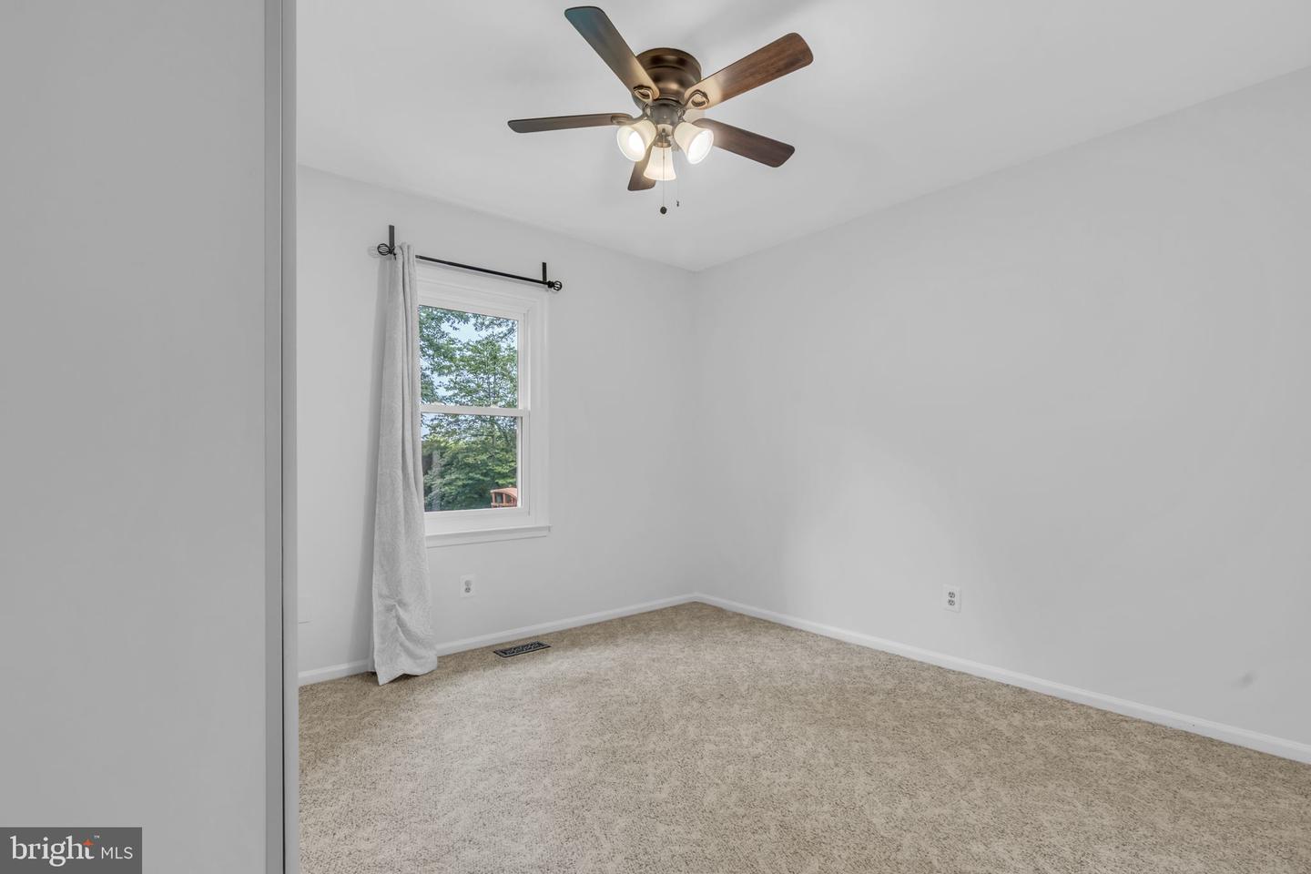 1606 MONTMORENCY DR, VIENNA, Virginia 22182, 4 Bedrooms Bedrooms, ,4 BathroomsBathrooms,Residential,For sale,1606 MONTMORENCY DR,VAFX2245686 MLS # VAFX2245686