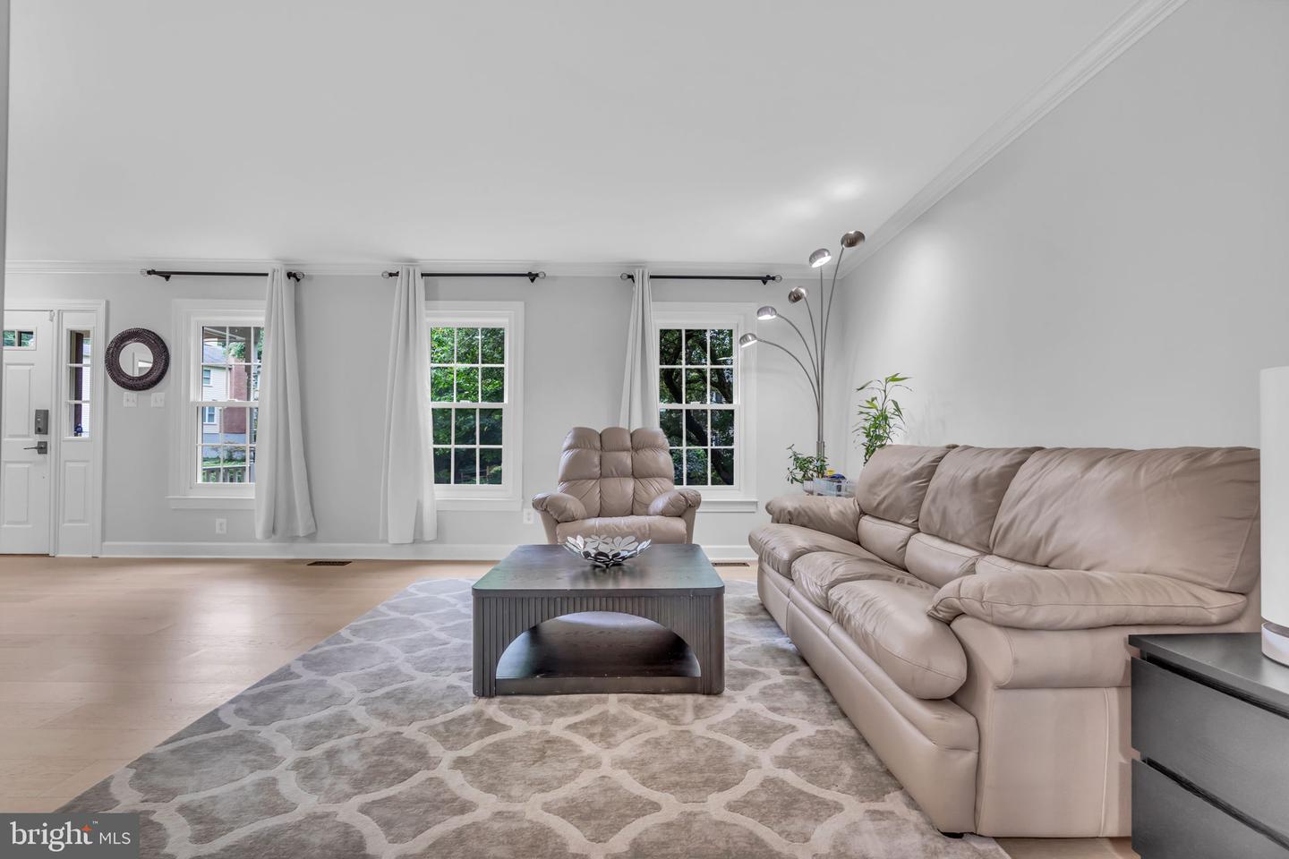 1606 MONTMORENCY DR, VIENNA, Virginia 22182, 4 Bedrooms Bedrooms, ,4 BathroomsBathrooms,Residential,For sale,1606 MONTMORENCY DR,VAFX2245686 MLS # VAFX2245686