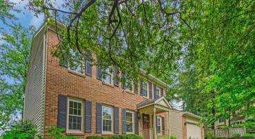 1606 MONTMORENCY DR, VIENNA, Virginia 22182, 4 Bedrooms Bedrooms, ,4 BathroomsBathrooms,Residential,For sale,1606 MONTMORENCY DR,VAFX2245686 MLS # VAFX2245686