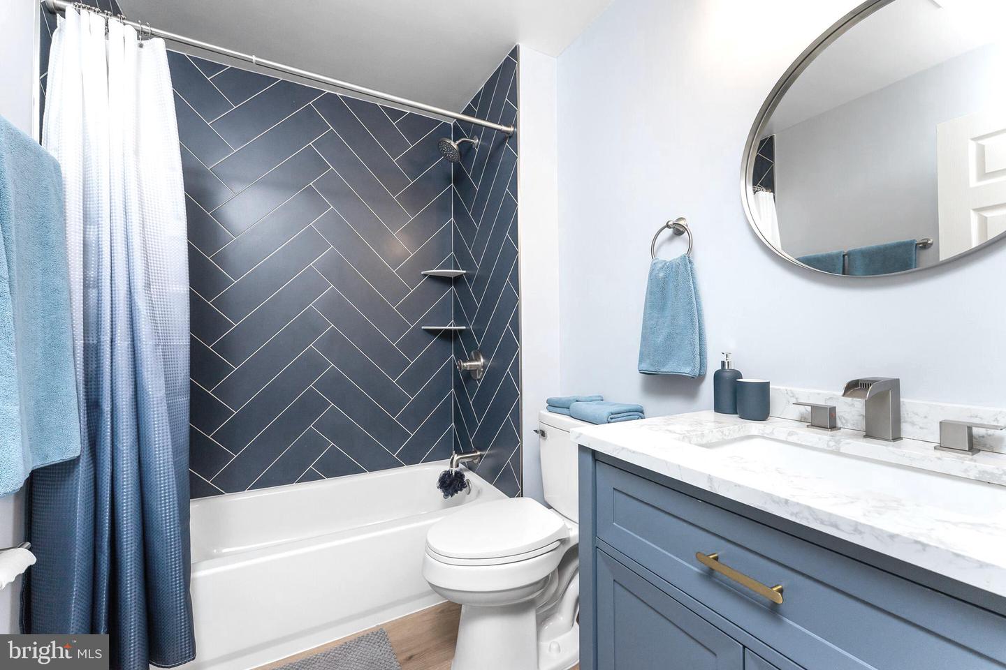 8079 LACY DR #203, MANASSAS, Virginia 20109, 2 Bedrooms Bedrooms, ,2 BathroomsBathrooms,Residential,For sale,8079 LACY DR #203,VAPW2096348 MLS # VAPW2096348