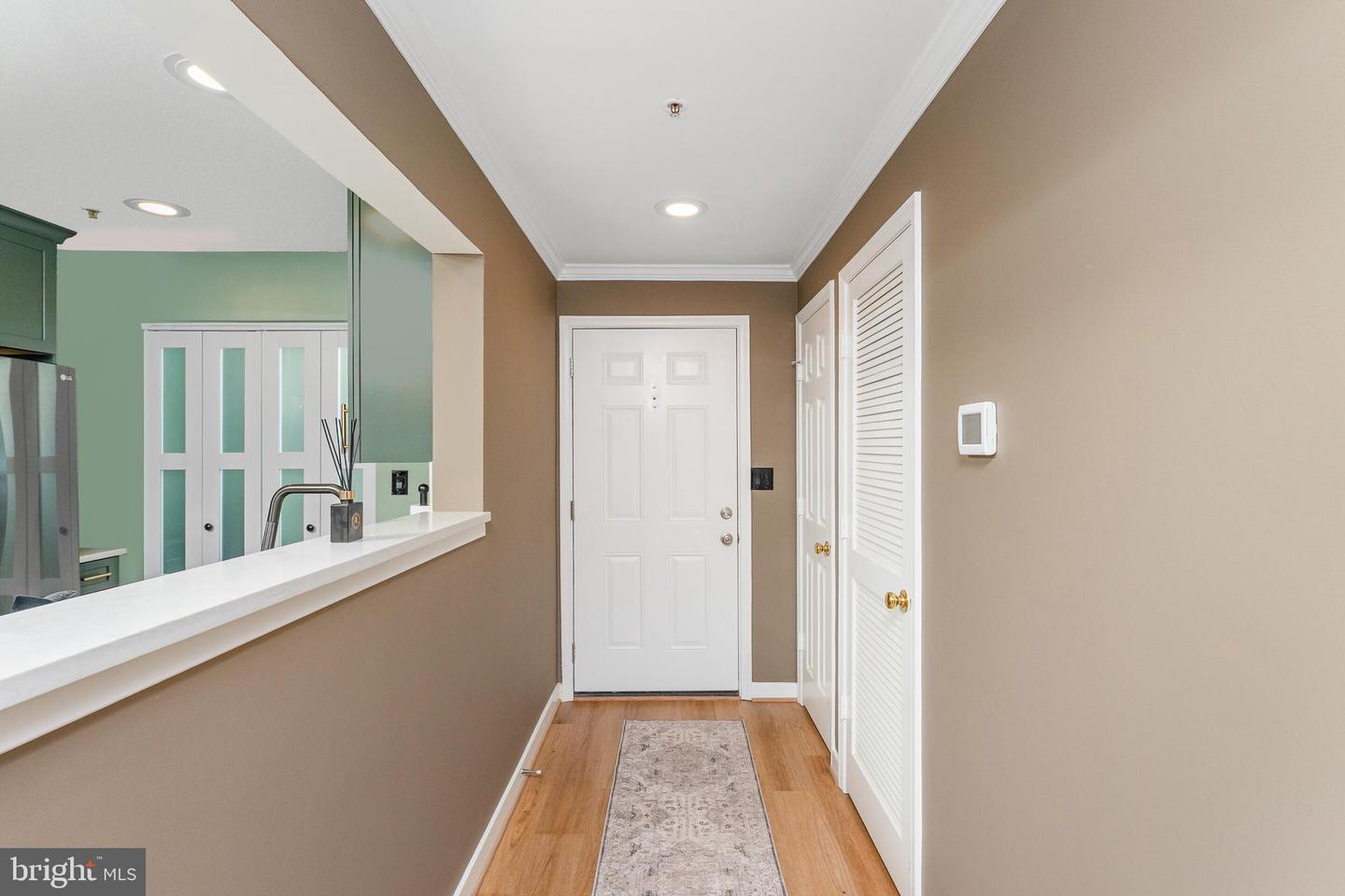 8079 LACY DR #203, MANASSAS, Virginia 20109, 2 Bedrooms Bedrooms, ,2 BathroomsBathrooms,Residential,For sale,8079 LACY DR #203,VAPW2096348 MLS # VAPW2096348