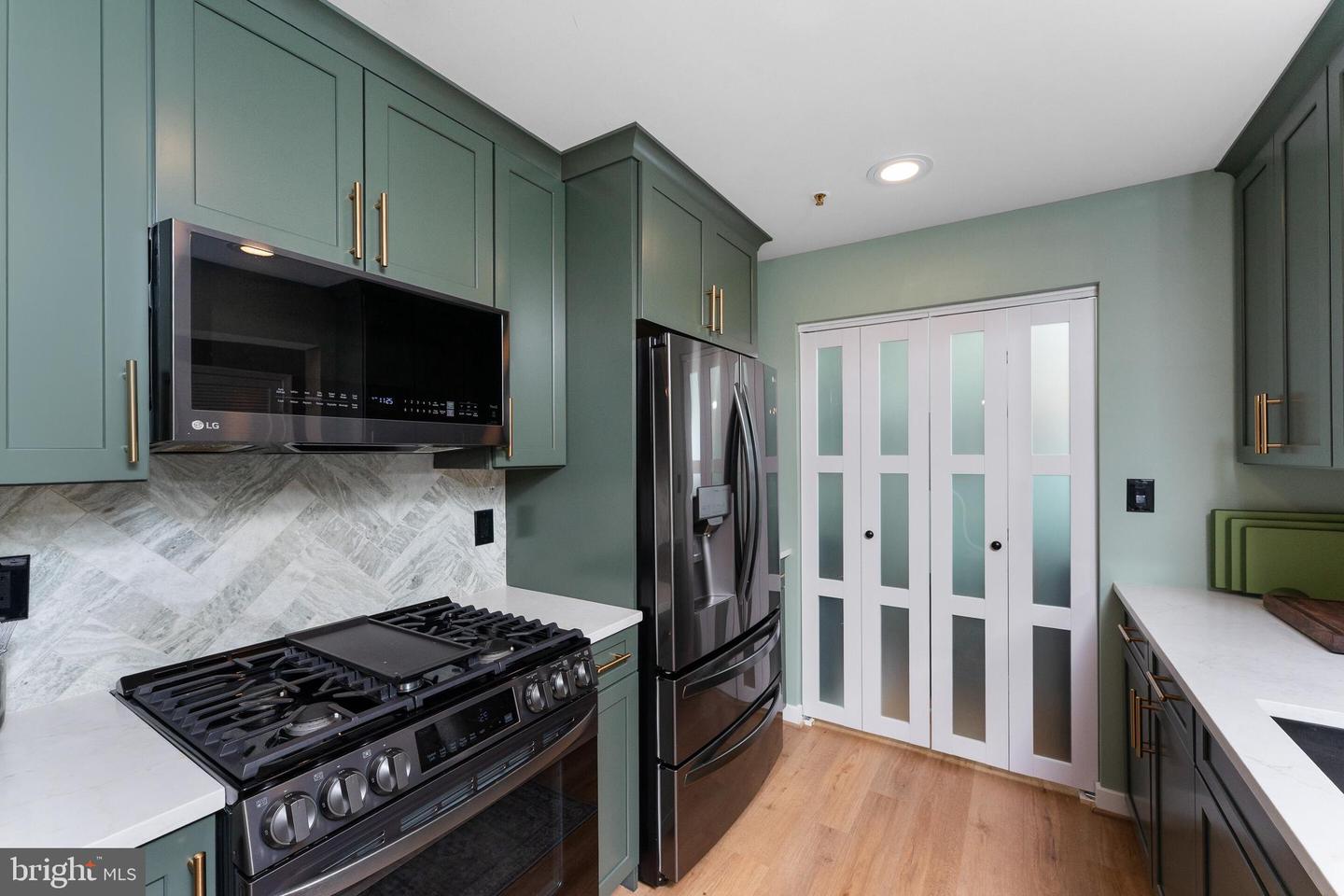 8079 LACY DR #203, MANASSAS, Virginia 20109, 2 Bedrooms Bedrooms, ,2 BathroomsBathrooms,Residential,For sale,8079 LACY DR #203,VAPW2096348 MLS # VAPW2096348
