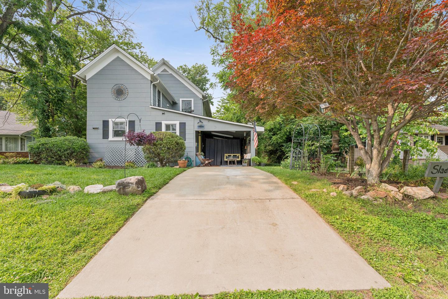 7004 LEE PARK CT, FALLS CHURCH, Virginia 22042, 3 Bedrooms Bedrooms, ,2 BathroomsBathrooms,Residential,For sale,7004 LEE PARK CT,VAFX2245296 MLS # VAFX2245296