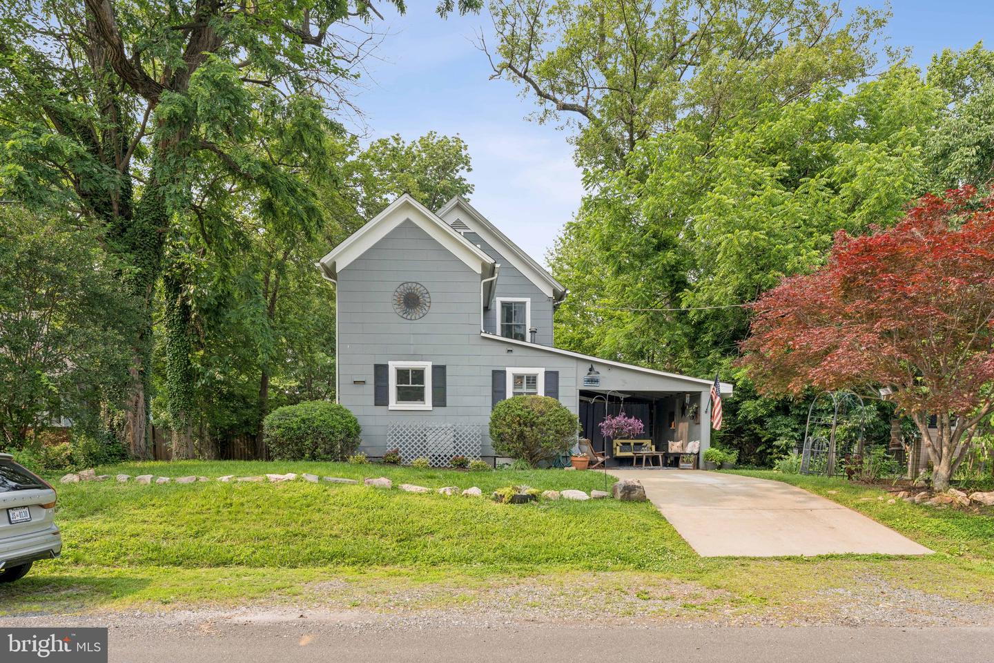 7004 LEE PARK CT, FALLS CHURCH, Virginia 22042, 3 Bedrooms Bedrooms, ,2 BathroomsBathrooms,Residential,For sale,7004 LEE PARK CT,VAFX2245296 MLS # VAFX2245296