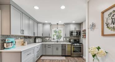 7004 LEE PARK CT, FALLS CHURCH, Virginia 22042, 3 Bedrooms Bedrooms, ,2 BathroomsBathrooms,Residential,For sale,7004 LEE PARK CT,VAFX2245296 MLS # VAFX2245296