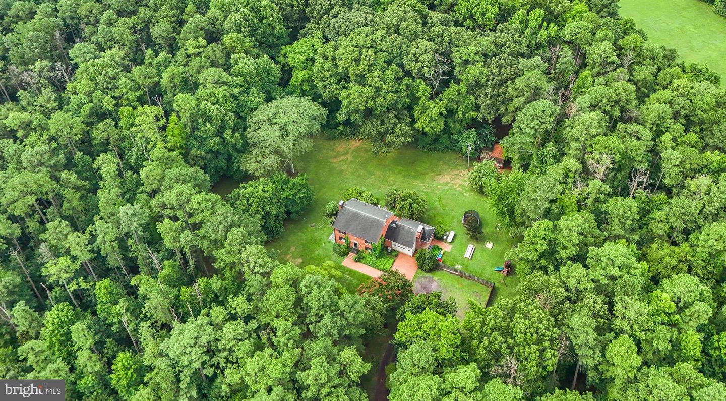 8130 WINDSOR DR, KING GEORGE, Virginia 22485, 3 Bedrooms Bedrooms, ,2 BathroomsBathrooms,Residential,For sale,8130 WINDSOR DR,VAKG2006536 MLS # VAKG2006536