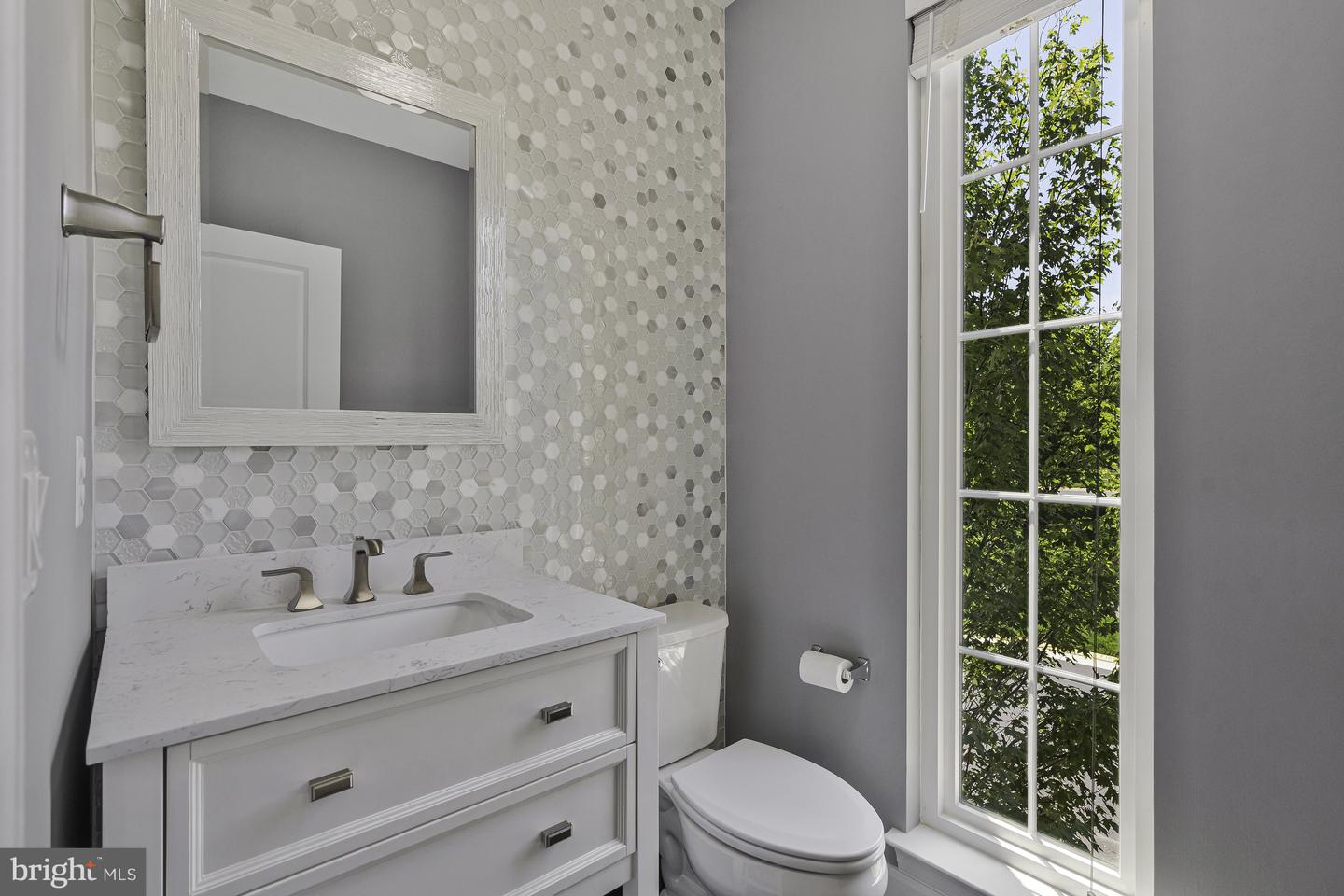 23112 BROOKSBANK SQ, BRAMBLETON, Virginia 20148, 3 Bedrooms Bedrooms, ,3 BathroomsBathrooms,Residential,For sale,23112 BROOKSBANK SQ,VALO2098784 MLS # VALO2098784