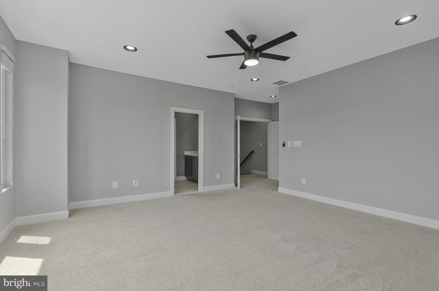 23112 BROOKSBANK SQ, BRAMBLETON, Virginia 20148, 3 Bedrooms Bedrooms, ,3 BathroomsBathrooms,Residential,For sale,23112 BROOKSBANK SQ,VALO2098784 MLS # VALO2098784