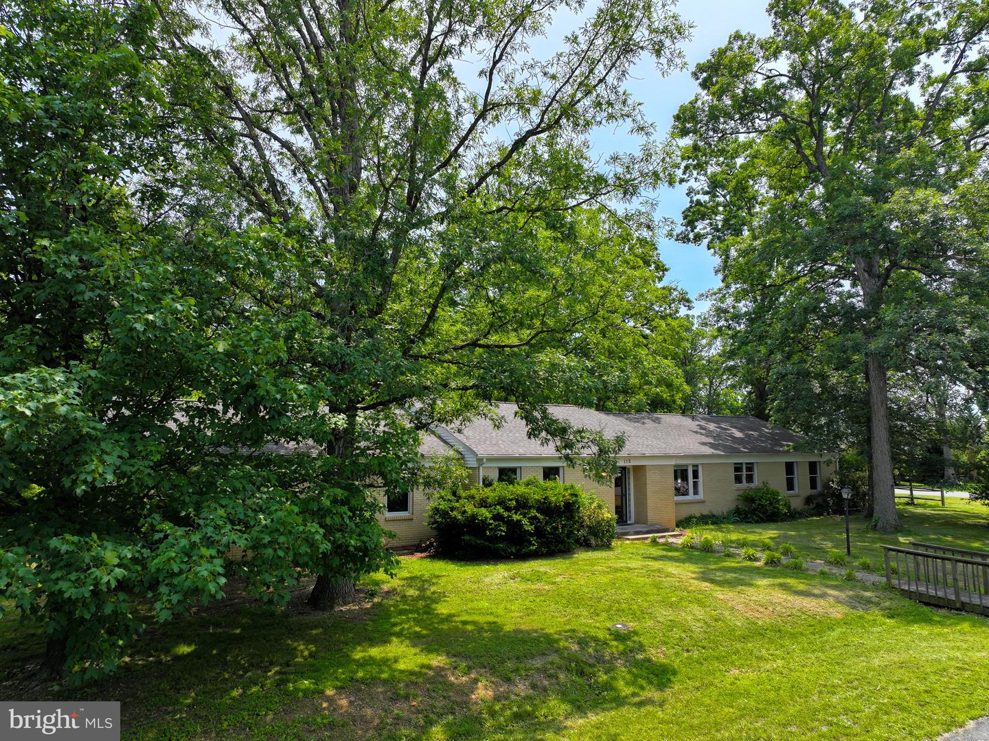 112 WESTWOOD CIR, WINCHESTER, Virginia 22602, 4 Bedrooms Bedrooms, ,3 BathroomsBathrooms,Residential,For sale,112 WESTWOOD CIR,VAFV2034640 MLS # VAFV2034640