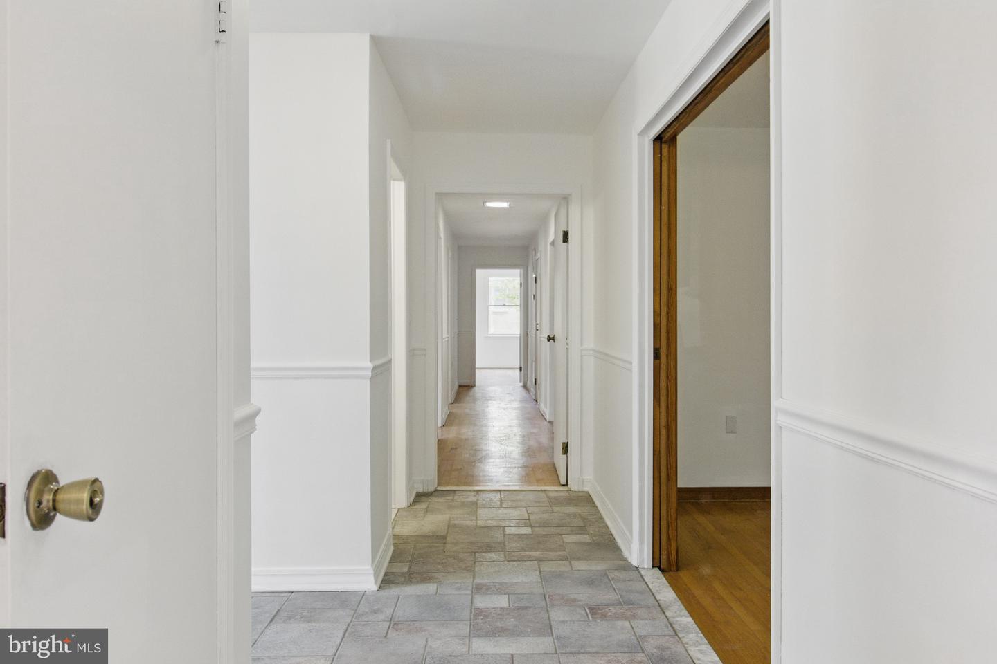 112 WESTWOOD CIR, WINCHESTER, Virginia 22602, 4 Bedrooms Bedrooms, ,3 BathroomsBathrooms,Residential,For sale,112 WESTWOOD CIR,VAFV2034640 MLS # VAFV2034640