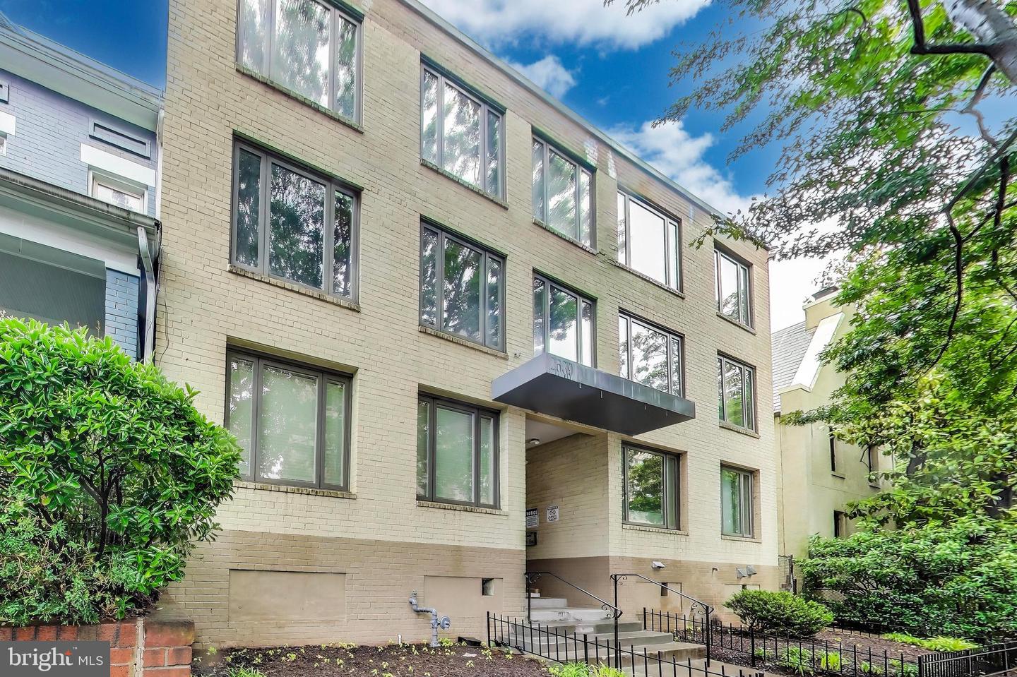2639 15TH ST NW #205, WASHINGTON, District Of Columbia 20009, 1 Bedroom Bedrooms, ,1 BathroomBathrooms,Residential,For sale,2639 15TH ST NW #205,DCDC2204004 MLS # DCDC2204004