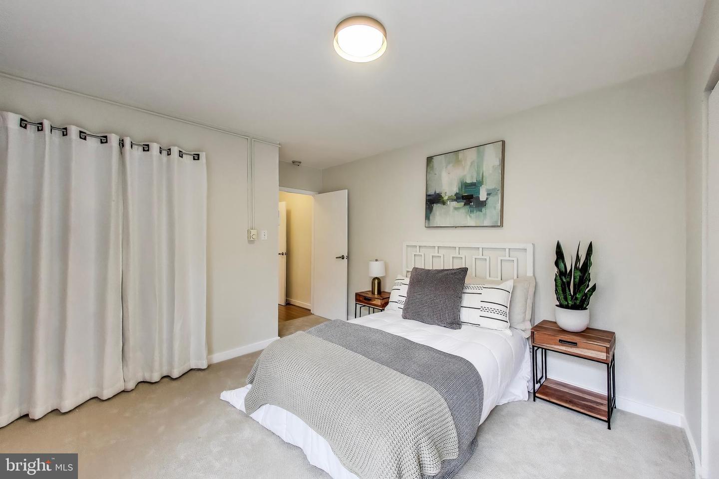 2639 15TH ST NW #205, WASHINGTON, District Of Columbia 20009, 1 Bedroom Bedrooms, ,1 BathroomBathrooms,Residential,For sale,2639 15TH ST NW #205,DCDC2204004 MLS # DCDC2204004