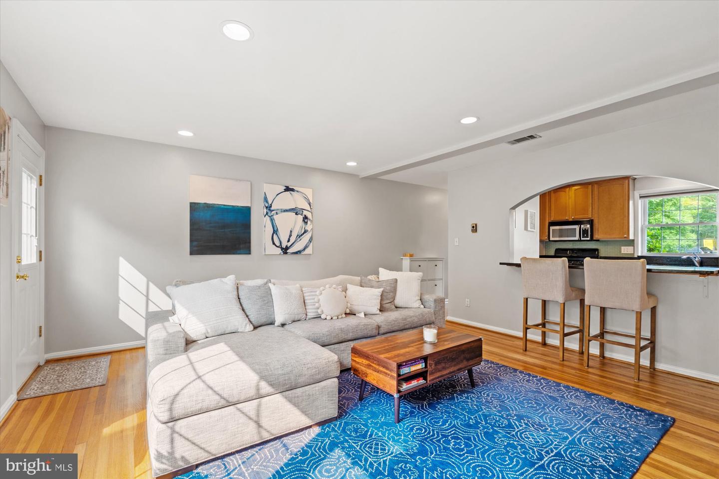3004 LANDOVER ST, ALEXANDRIA, Virginia 22305, 2 Bedrooms Bedrooms, ,2 BathroomsBathrooms,Residential,For sale,3004 LANDOVER ST,VAAX2046094 MLS # VAAX2046094
