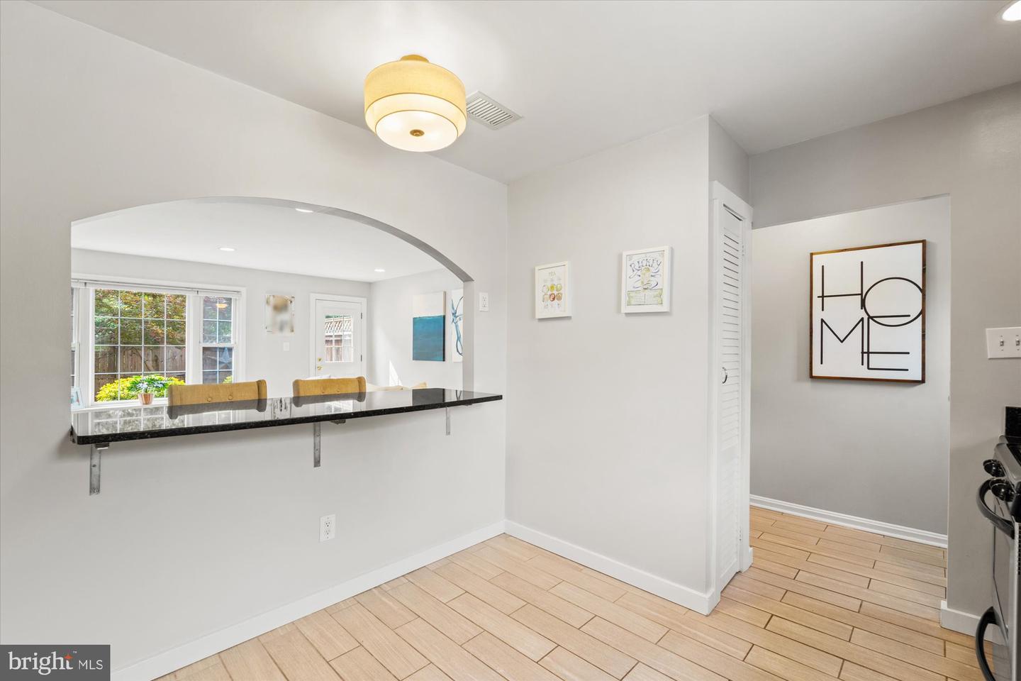 3004 LANDOVER ST, ALEXANDRIA, Virginia 22305, 2 Bedrooms Bedrooms, ,2 BathroomsBathrooms,Residential,For sale,3004 LANDOVER ST,VAAX2046094 MLS # VAAX2046094