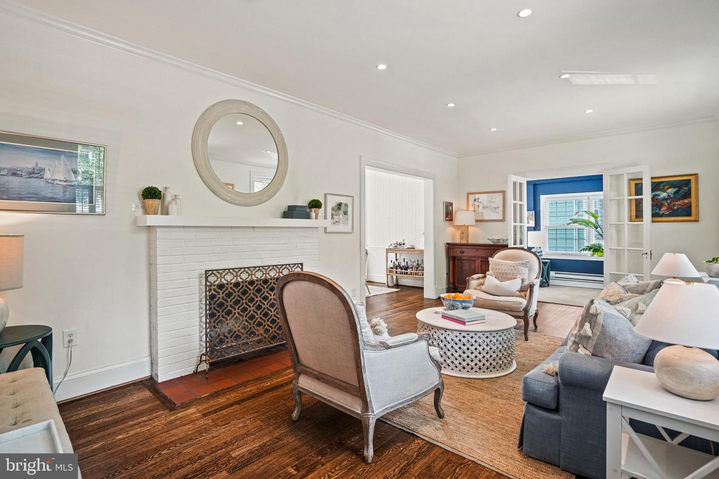 5437 CHEVY CHASE PKWY NW, WASHINGTON, District Of Columbia 20015, 5 Bedrooms Bedrooms, ,2 BathroomsBathrooms,Residential,For sale,5437 CHEVY CHASE PKWY NW,DCDC2204088 MLS # DCDC2204088