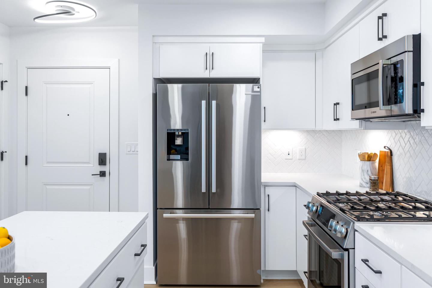 701 N HENRY ST #211, ALEXANDRIA, Virginia 22314, 1 Bedroom Bedrooms, ,1 BathroomBathrooms,Residential,For sale,701 N HENRY ST #211,VAAX2046084 MLS # VAAX2046084