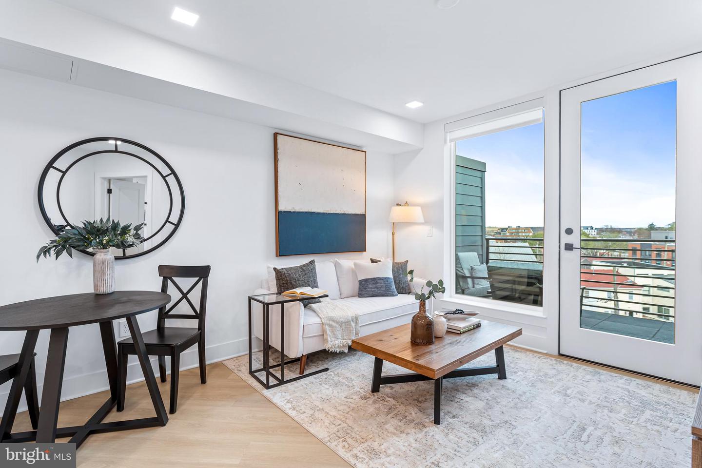 701 N HENRY ST #211, ALEXANDRIA, Virginia 22314, 1 Bedroom Bedrooms, ,1 BathroomBathrooms,Residential,For sale,701 N HENRY ST #211,VAAX2046084 MLS # VAAX2046084