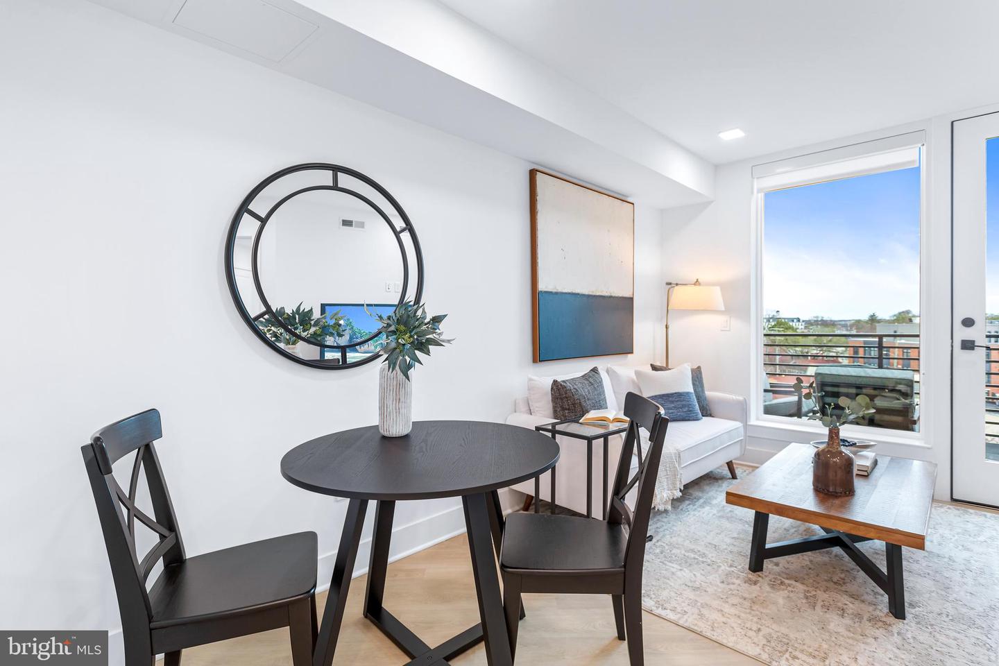 701 N HENRY ST #211, ALEXANDRIA, Virginia 22314, 1 Bedroom Bedrooms, ,1 BathroomBathrooms,Residential,For sale,701 N HENRY ST #211,VAAX2046084 MLS # VAAX2046084