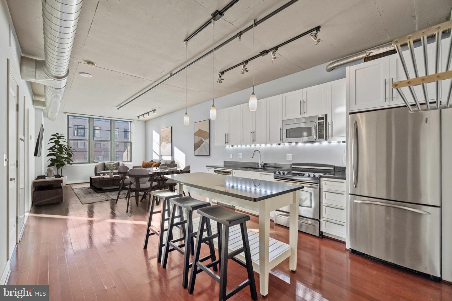 2125 14TH ST NW #618, WASHINGTON, District Of Columbia 20009, 2 Bedrooms Bedrooms, ,2 BathroomsBathrooms,Residential,For sale,2125 14TH ST NW #618,DCDC2204076 MLS # DCDC2204076