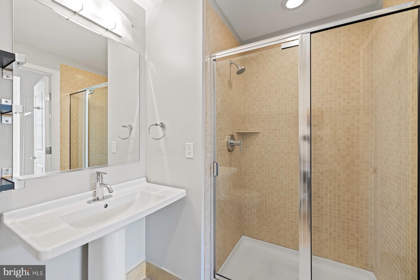 2125 14TH ST NW #618, WASHINGTON, District Of Columbia 20009, 2 Bedrooms Bedrooms, ,2 BathroomsBathrooms,Residential,For sale,2125 14TH ST NW #618,DCDC2204076 MLS # DCDC2204076