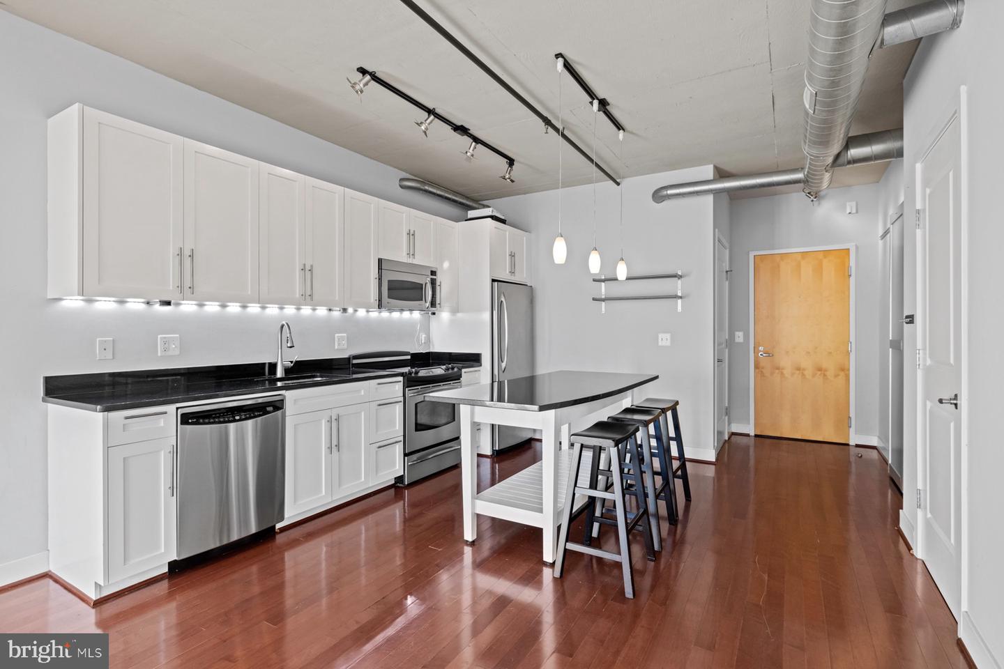 2125 14TH ST NW #618, WASHINGTON, District Of Columbia 20009, 2 Bedrooms Bedrooms, ,2 BathroomsBathrooms,Residential,For sale,2125 14TH ST NW #618,DCDC2204076 MLS # DCDC2204076