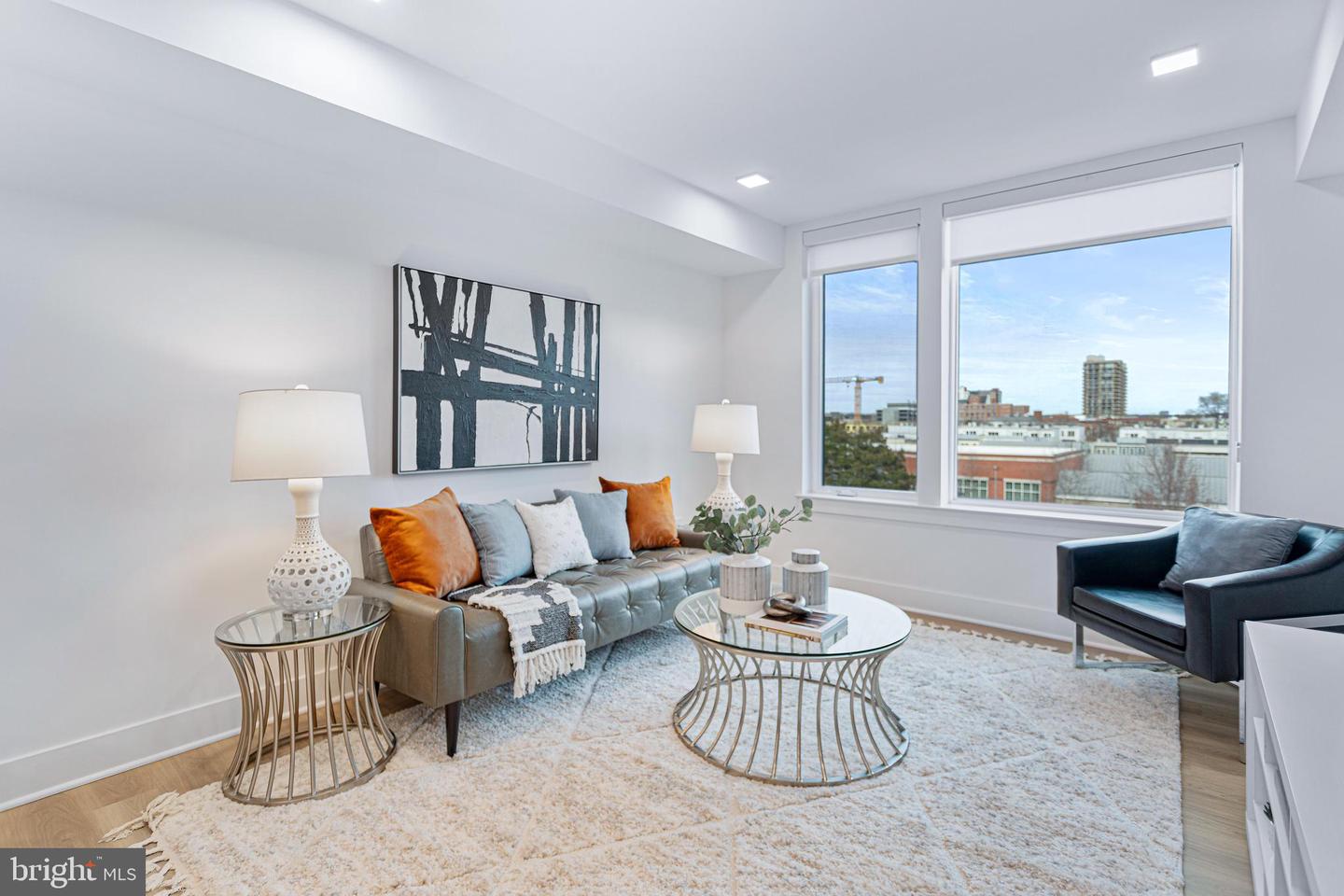 701 N HENRY ST #212, ALEXANDRIA, Virginia 22314, 1 Bedroom Bedrooms, ,1 BathroomBathrooms,Residential,For sale,701 N HENRY ST #212,VAAX2046104 MLS # VAAX2046104