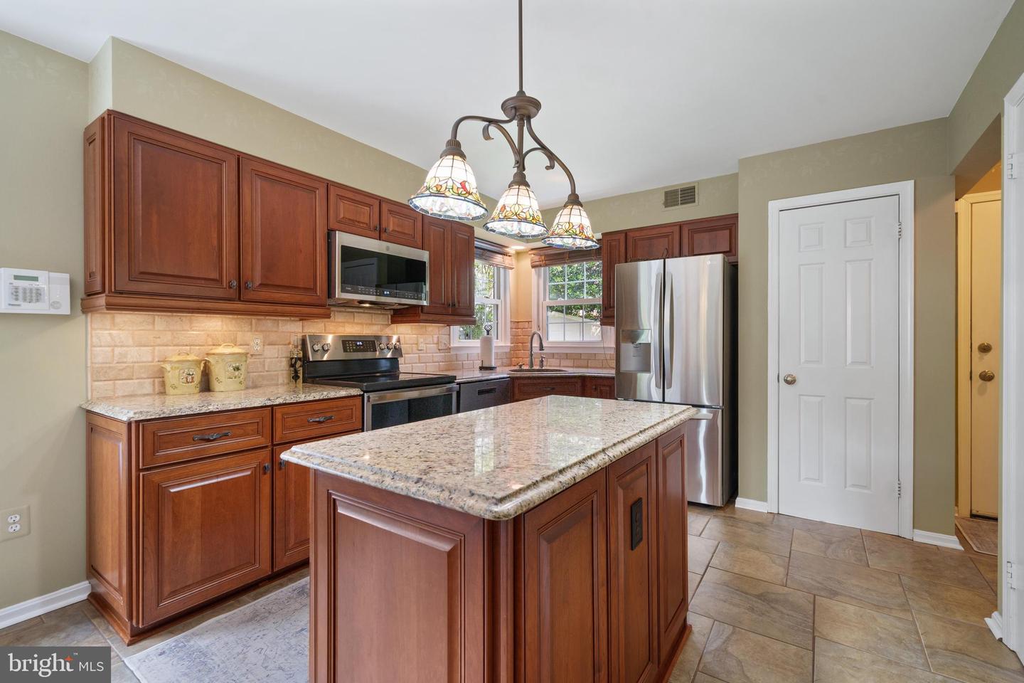 1024 PAGE CT, HERNDON, Virginia 20170, 4 Bedrooms Bedrooms, ,3 BathroomsBathrooms,Residential,For sale,1024 PAGE CT,VAFX2245322 MLS # VAFX2245322