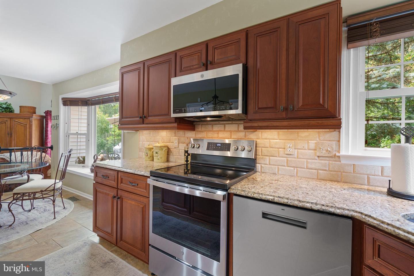 1024 PAGE CT, HERNDON, Virginia 20170, 4 Bedrooms Bedrooms, ,3 BathroomsBathrooms,Residential,For sale,1024 PAGE CT,VAFX2245322 MLS # VAFX2245322