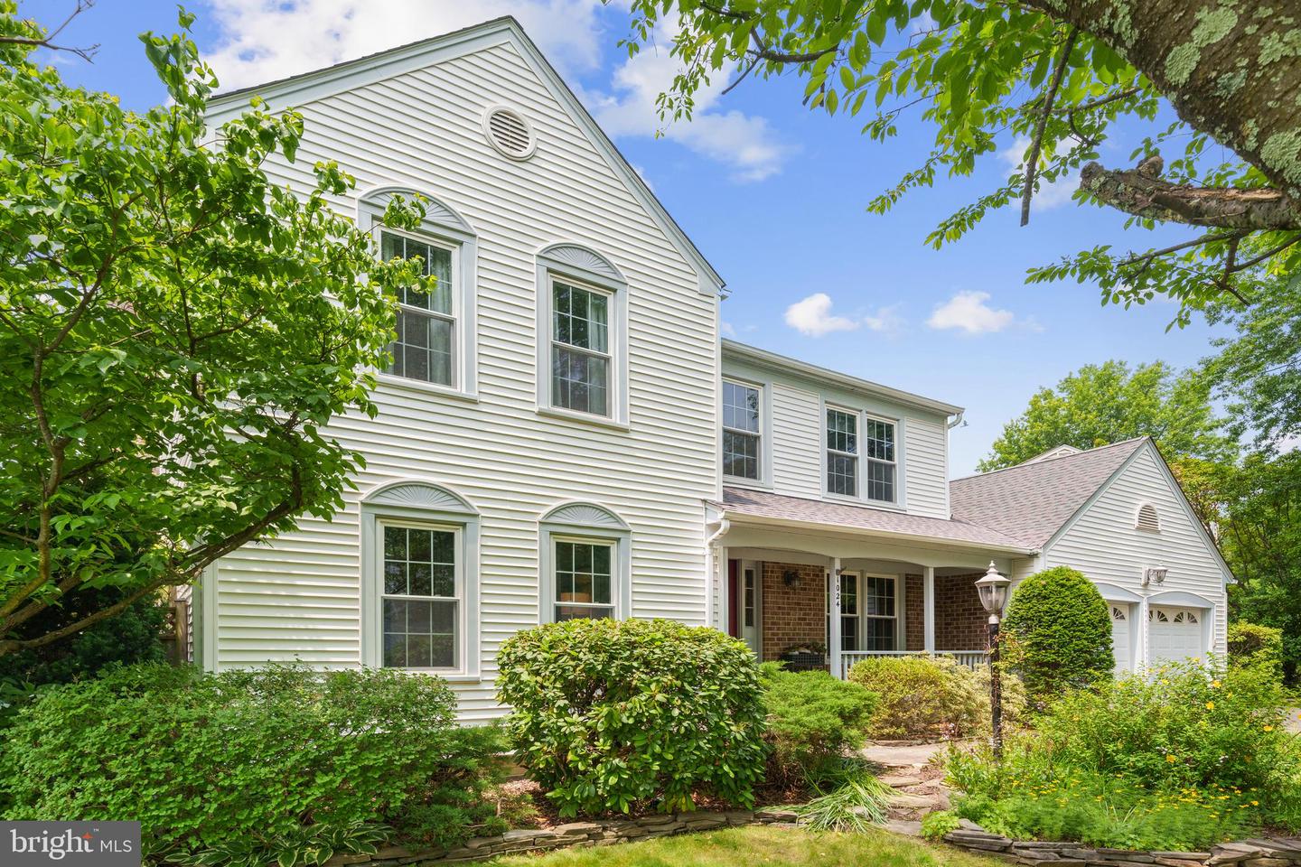 1024 PAGE CT, HERNDON, Virginia 20170, 4 Bedrooms Bedrooms, ,3 BathroomsBathrooms,Residential,For sale,1024 PAGE CT,VAFX2245322 MLS # VAFX2245322
