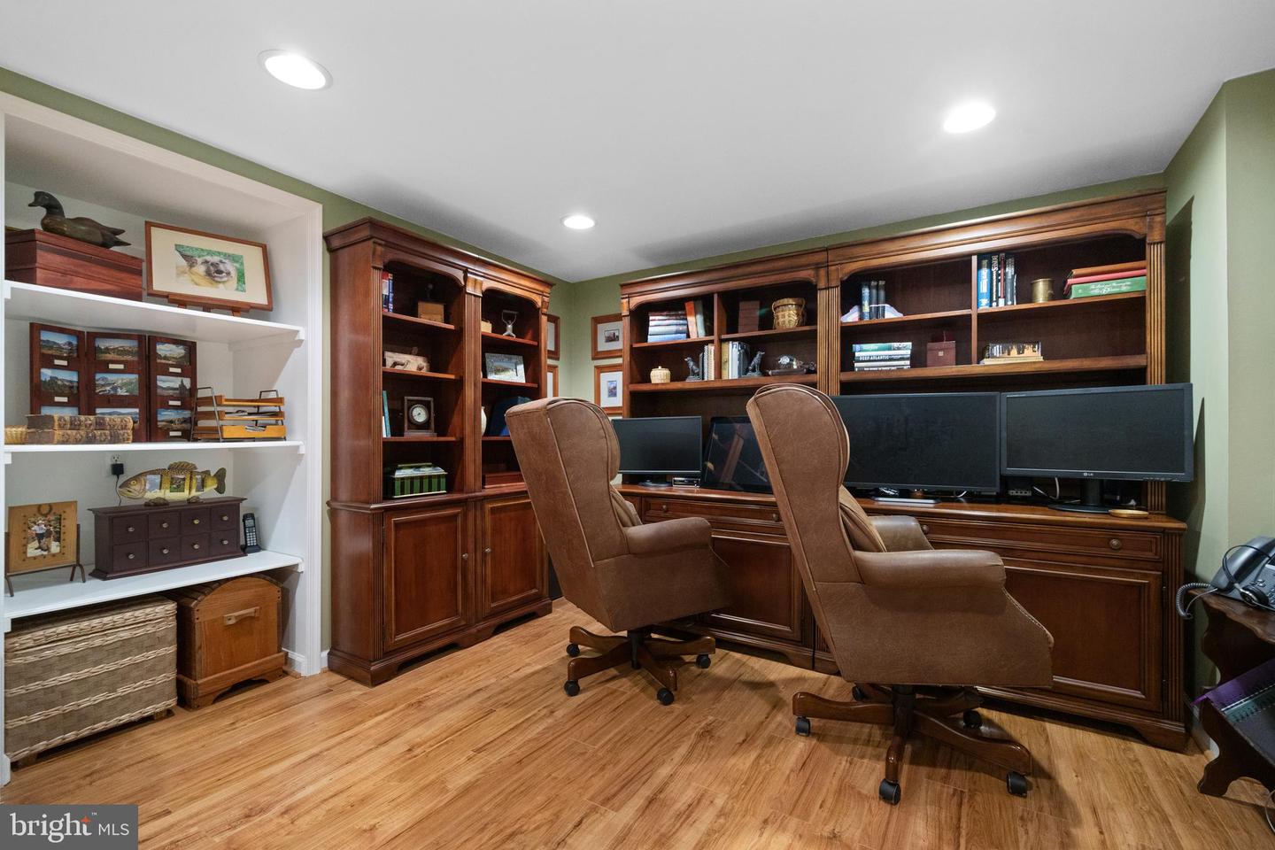 1024 PAGE CT, HERNDON, Virginia 20170, 4 Bedrooms Bedrooms, ,3 BathroomsBathrooms,Residential,For sale,1024 PAGE CT,VAFX2245322 MLS # VAFX2245322