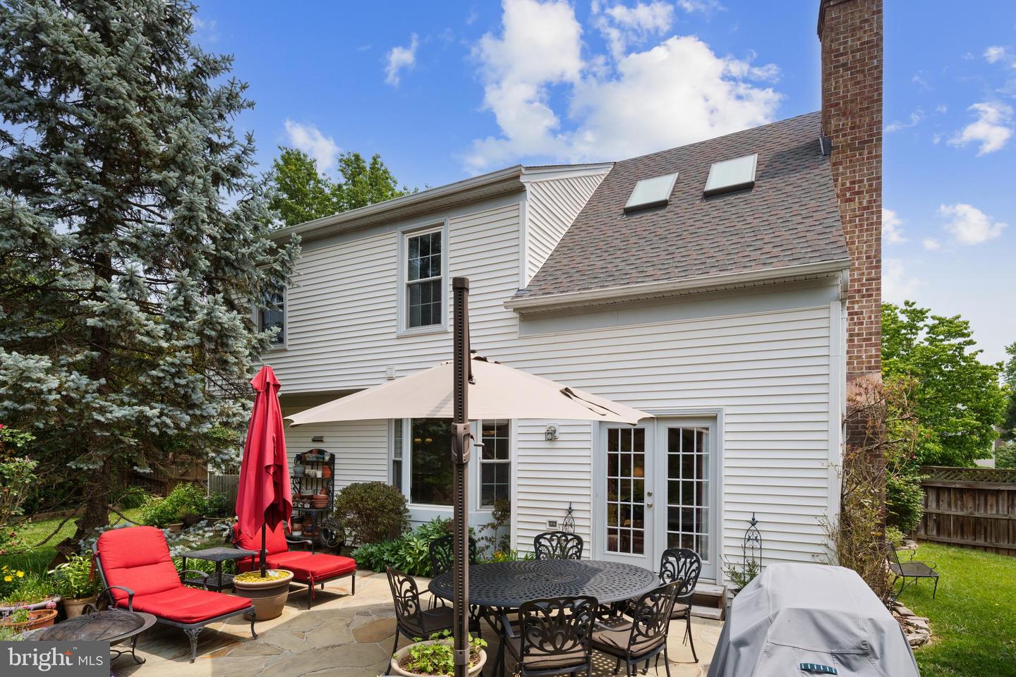 1024 PAGE CT, HERNDON, Virginia 20170, 4 Bedrooms Bedrooms, ,3 BathroomsBathrooms,Residential,For sale,1024 PAGE CT,VAFX2245322 MLS # VAFX2245322
