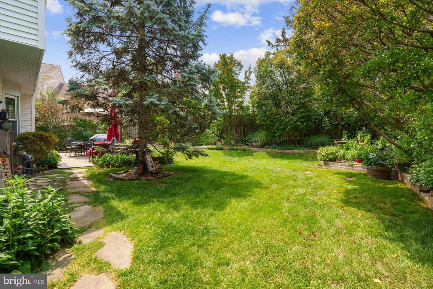 1024 PAGE CT, HERNDON, Virginia 20170, 4 Bedrooms Bedrooms, ,3 BathroomsBathrooms,Residential,For sale,1024 PAGE CT,VAFX2245322 MLS # VAFX2245322