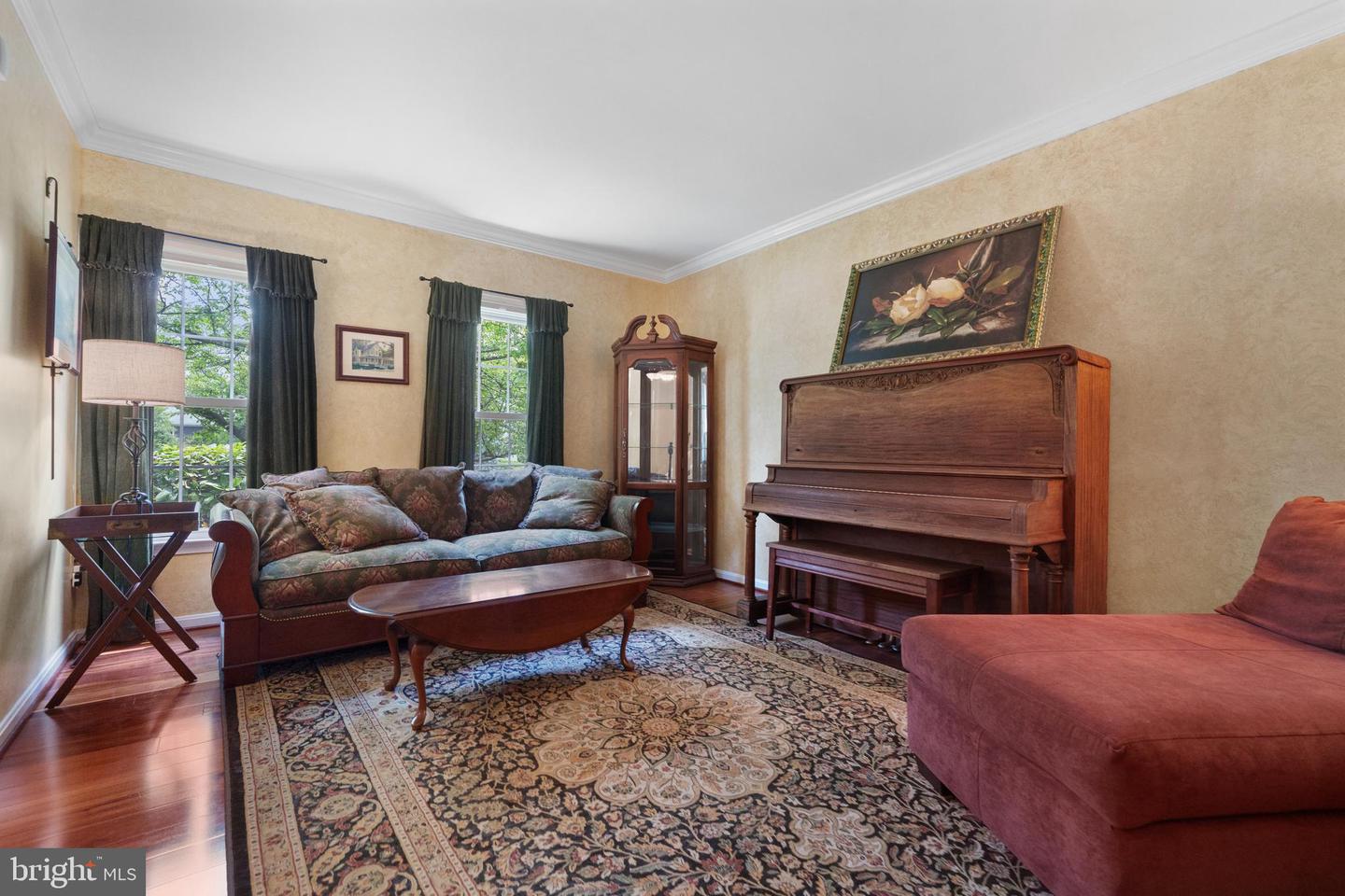 1024 PAGE CT, HERNDON, Virginia 20170, 4 Bedrooms Bedrooms, ,3 BathroomsBathrooms,Residential,For sale,1024 PAGE CT,VAFX2245322 MLS # VAFX2245322