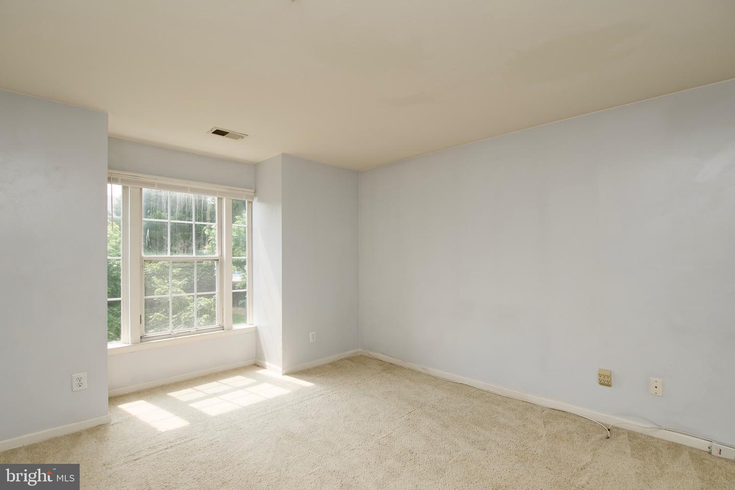 3630 SHERBROOKE CIR #203, WOODBRIDGE, Virginia 22192, 2 Bedrooms Bedrooms, ,2 BathroomsBathrooms,Residential,For sale,3630 SHERBROOKE CIR #203,VAPW2096266 MLS # VAPW2096266