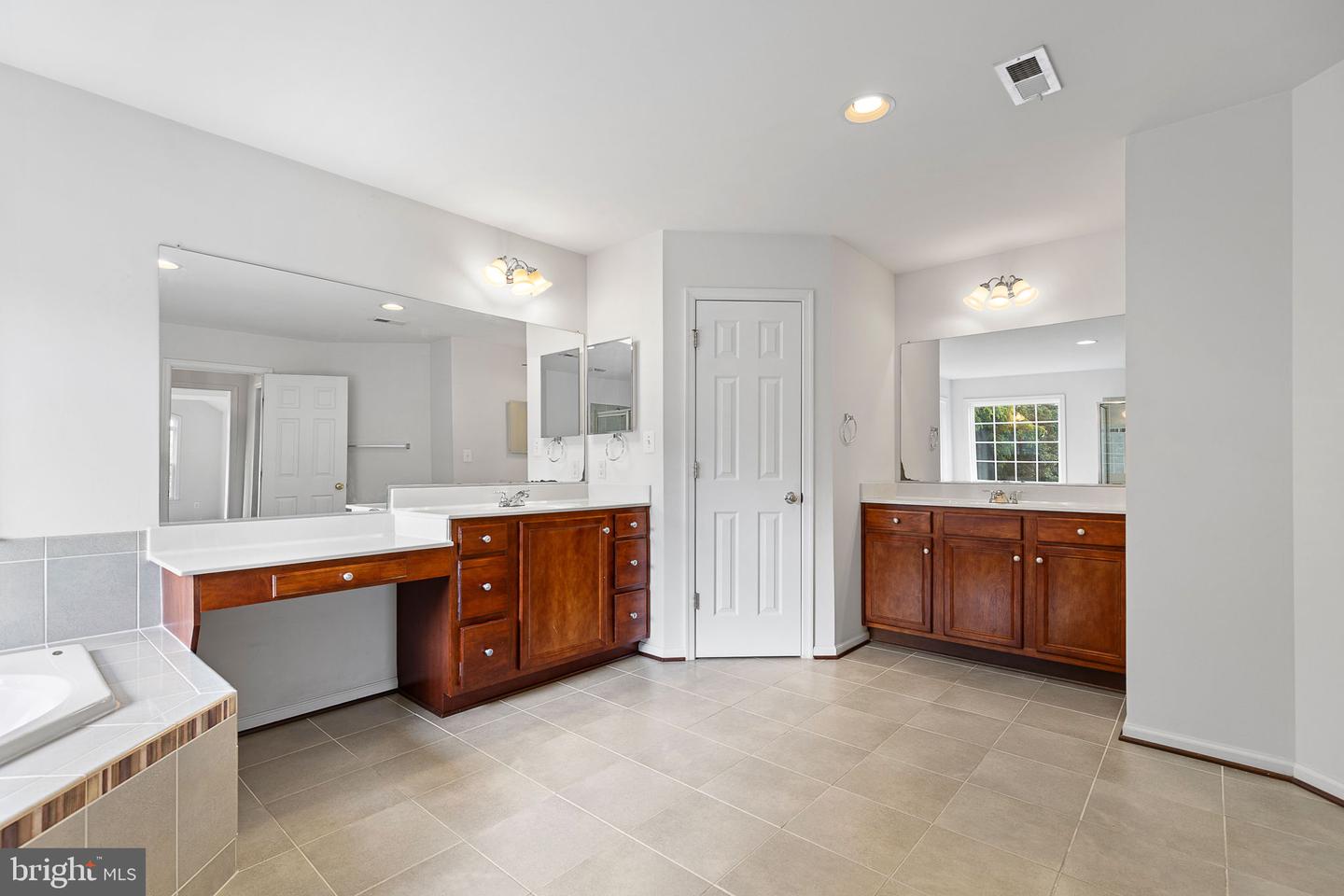 23 SAINT RICHARDS CT, STAFFORD, Virginia 22556, 5 Bedrooms Bedrooms, ,4 BathroomsBathrooms,Residential,For sale,23 SAINT RICHARDS CT,VAST2039494 MLS # VAST2039494