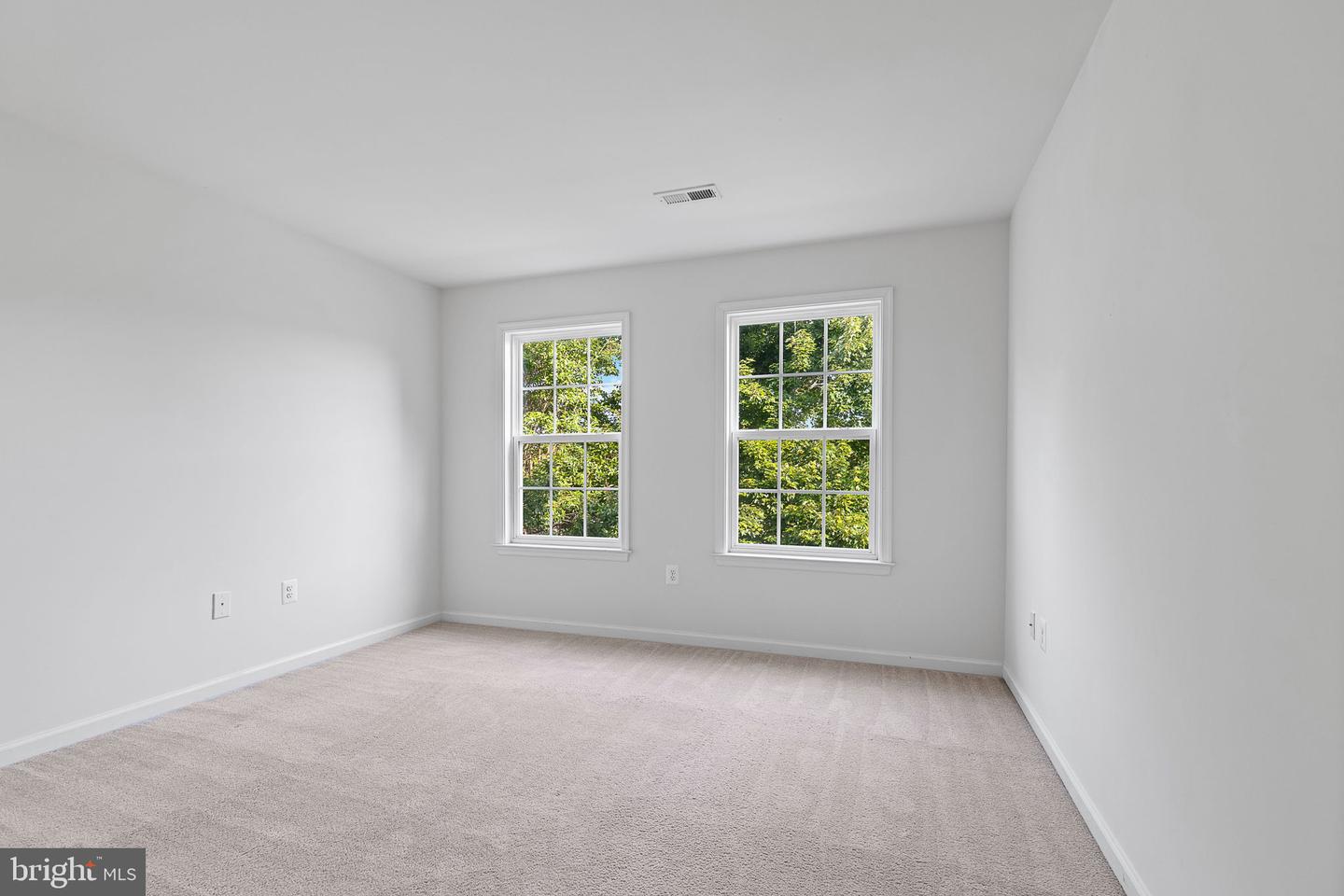 23 SAINT RICHARDS CT, STAFFORD, Virginia 22556, 5 Bedrooms Bedrooms, ,4 BathroomsBathrooms,Residential,For sale,23 SAINT RICHARDS CT,VAST2039494 MLS # VAST2039494
