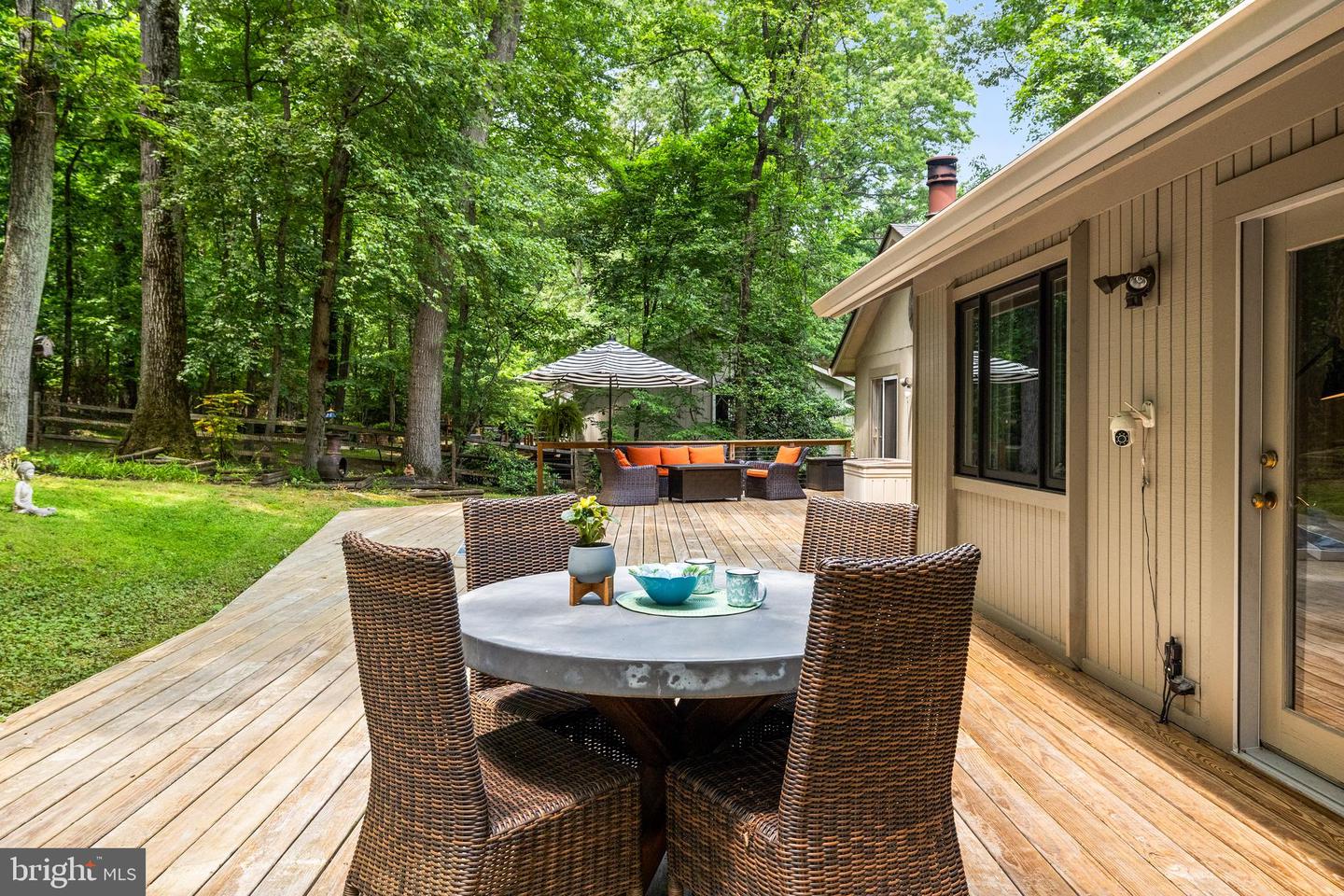 2404 SUGARBERRY CT, RESTON, Virginia 20191, 4 Bedrooms Bedrooms, ,3 BathroomsBathrooms,Residential,For sale,2404 SUGARBERRY CT,VAFX2245532 MLS # VAFX2245532