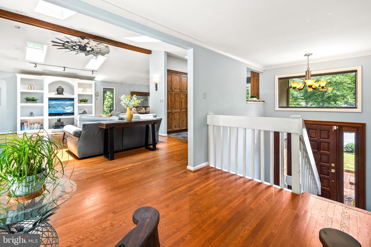 2404 SUGARBERRY CT, RESTON, Virginia 20191, 4 Bedrooms Bedrooms, ,3 BathroomsBathrooms,Residential,For sale,2404 SUGARBERRY CT,VAFX2245532 MLS # VAFX2245532