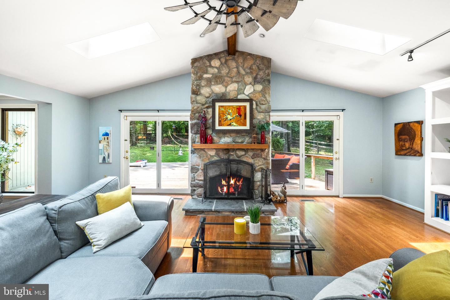 2404 SUGARBERRY CT, RESTON, Virginia 20191, 4 Bedrooms Bedrooms, ,3 BathroomsBathrooms,Residential,For sale,2404 SUGARBERRY CT,VAFX2245532 MLS # VAFX2245532
