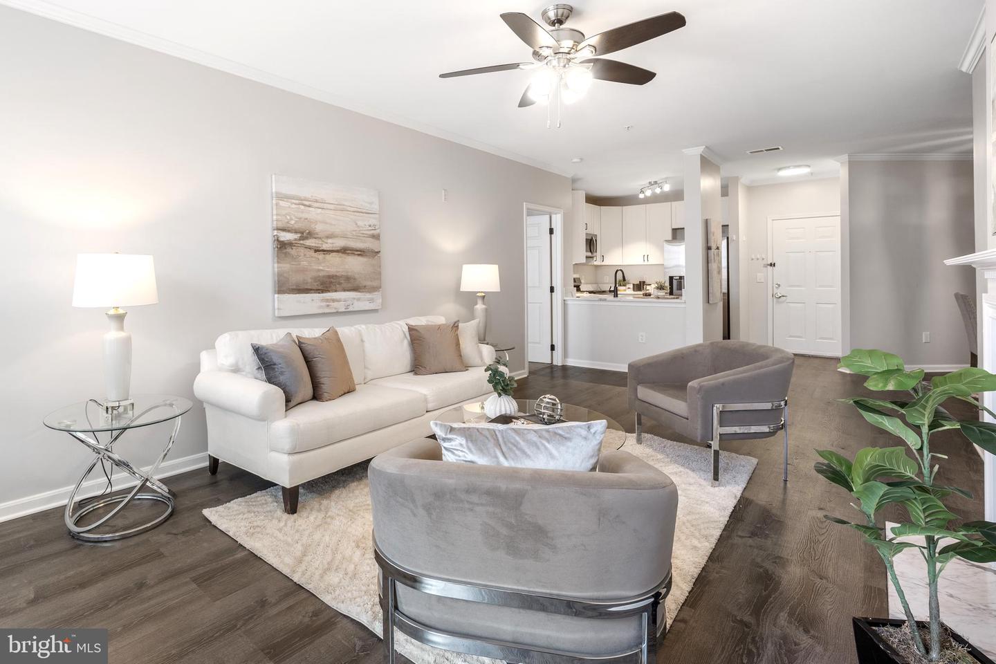 2701 BELLFOREST CT #305, VIENNA, Virginia 22180, 2 Bedrooms Bedrooms, ,2 BathroomsBathrooms,Residential,For sale,2701 BELLFOREST CT #305,VAFX2245294 MLS # VAFX2245294