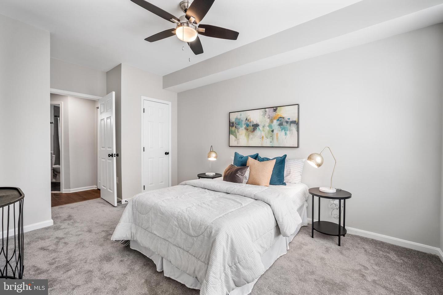 2701 BELLFOREST CT #305, VIENNA, Virginia 22180, 2 Bedrooms Bedrooms, ,2 BathroomsBathrooms,Residential,For sale,2701 BELLFOREST CT #305,VAFX2245294 MLS # VAFX2245294