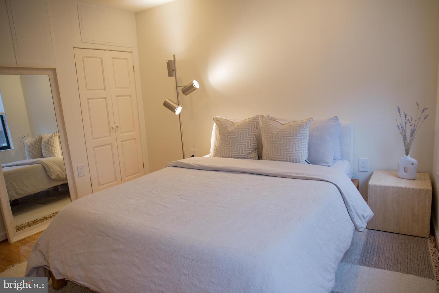 244 10TH ST NE, WASHINGTON, District Of Columbia 20002, 2 Bedrooms Bedrooms, ,2 BathroomsBathrooms,Residential,For sale,244 10TH ST NE,DCDC2204028 MLS # DCDC2204028