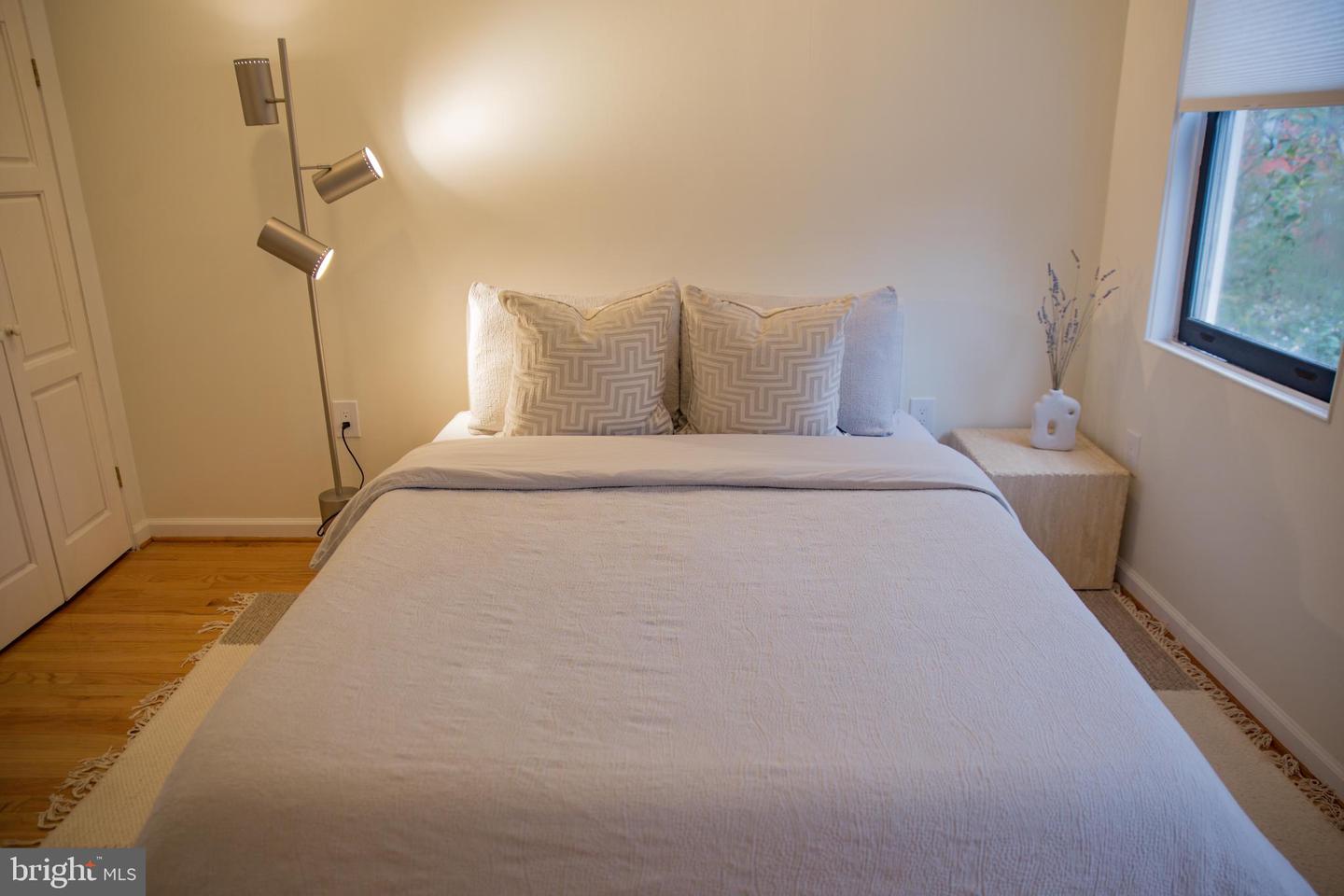 244 10TH ST NE, WASHINGTON, District Of Columbia 20002, 2 Bedrooms Bedrooms, ,2 BathroomsBathrooms,Residential,For sale,244 10TH ST NE,DCDC2204028 MLS # DCDC2204028